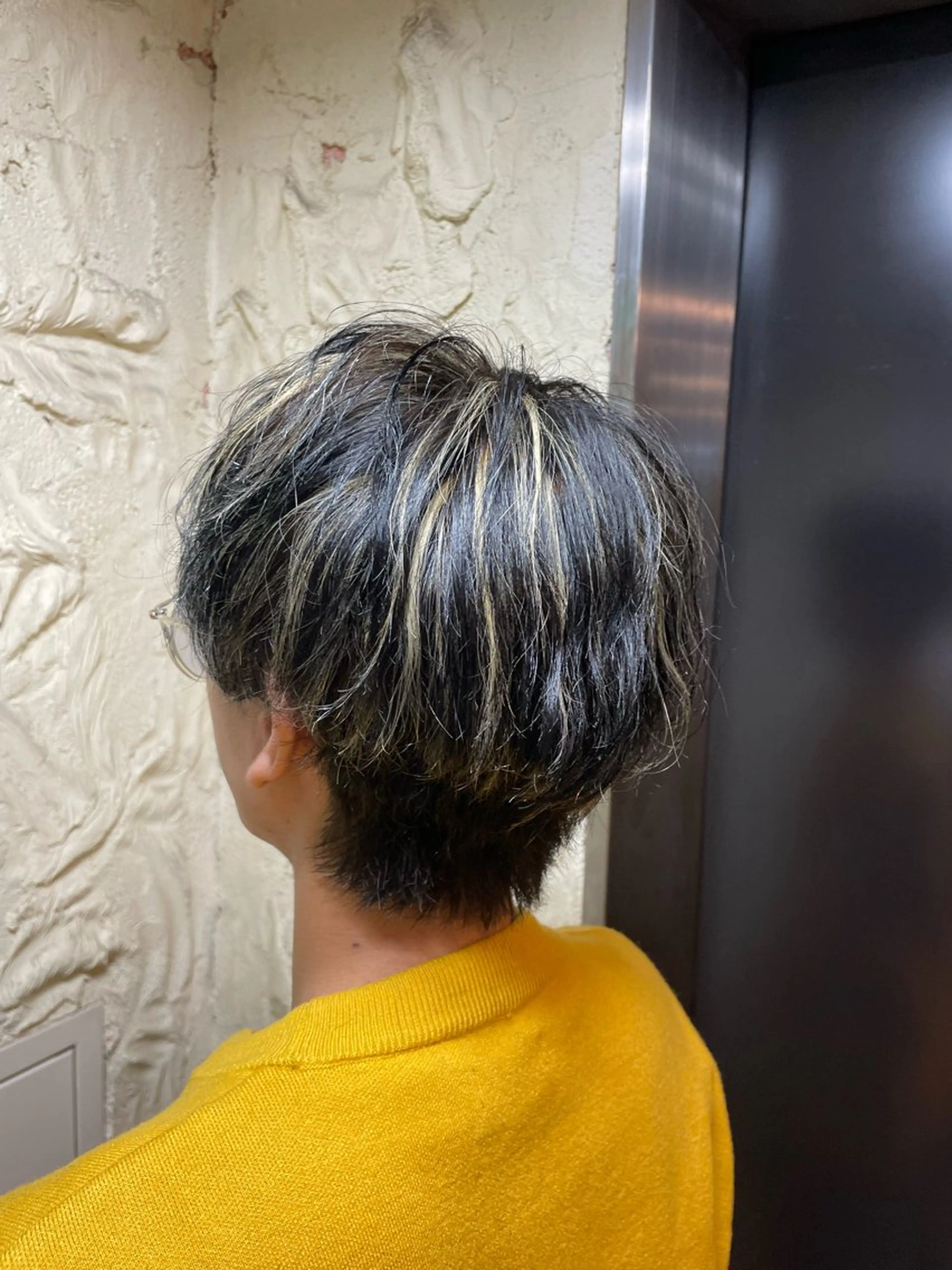 カラー メンズ 千葉 香奈のヘアスタイル