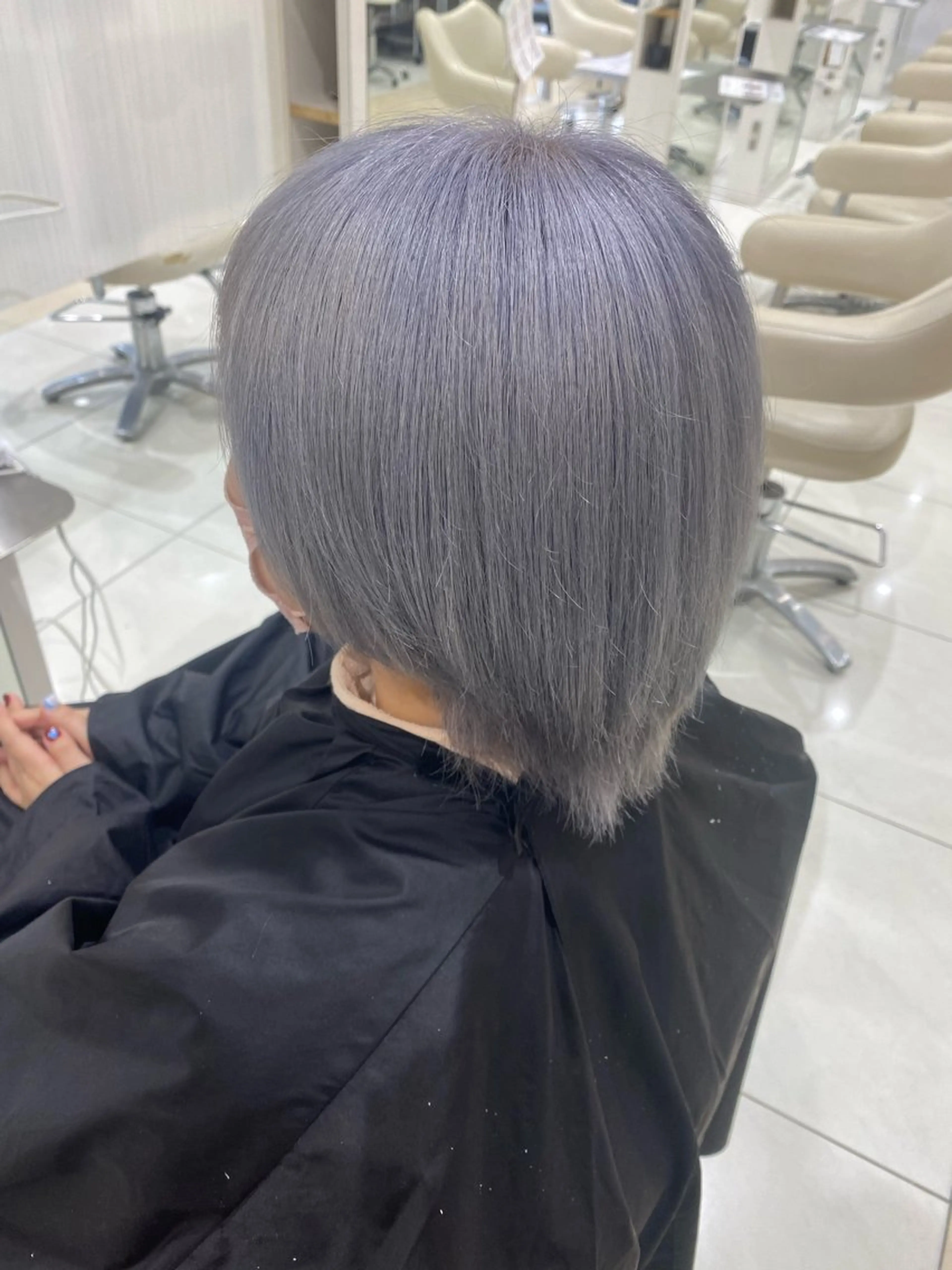 ショート カラー 中山 愛美莉のヘアスタイル