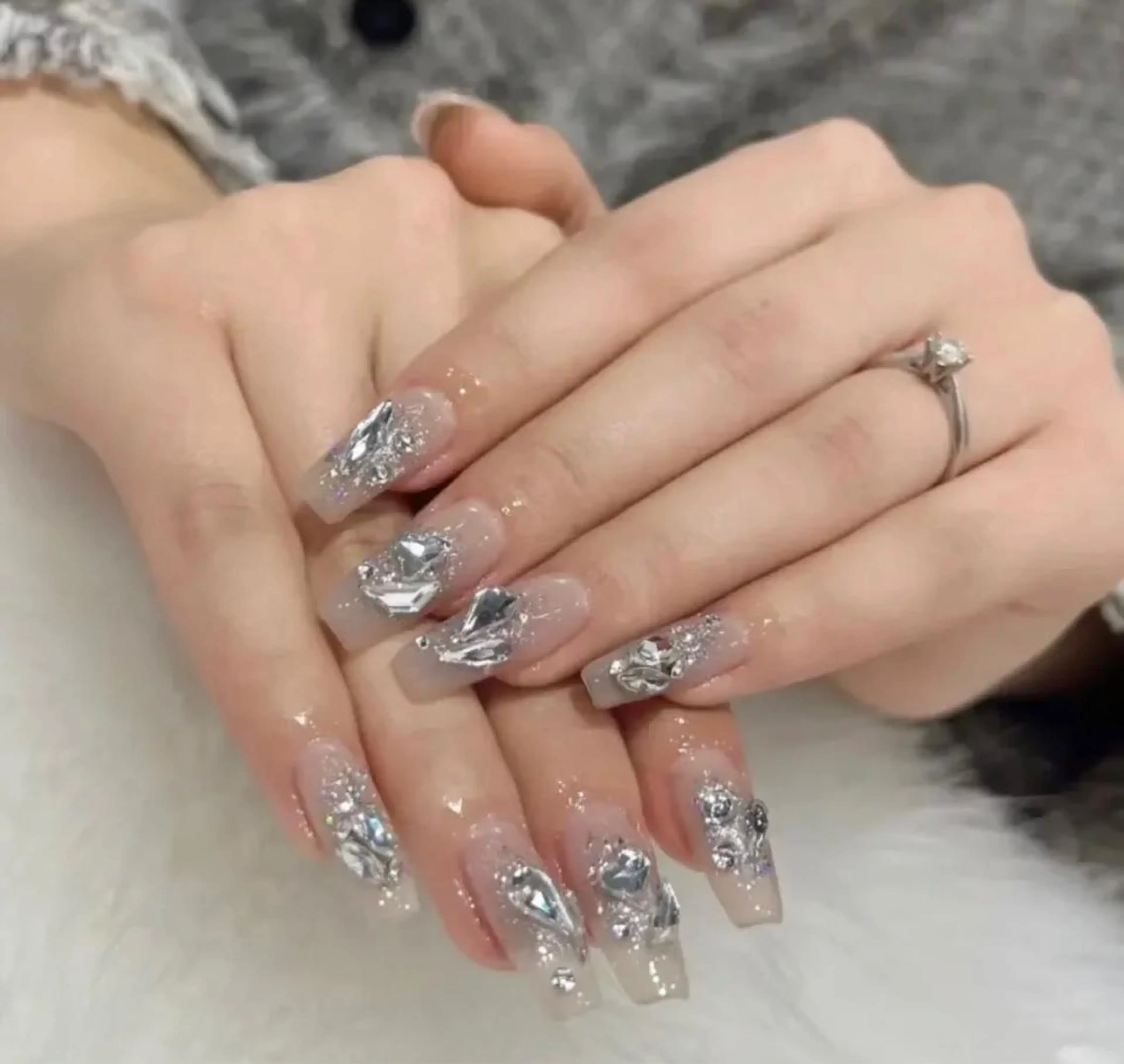 ネイル FUTURE BEAUTYのネイルデザイン