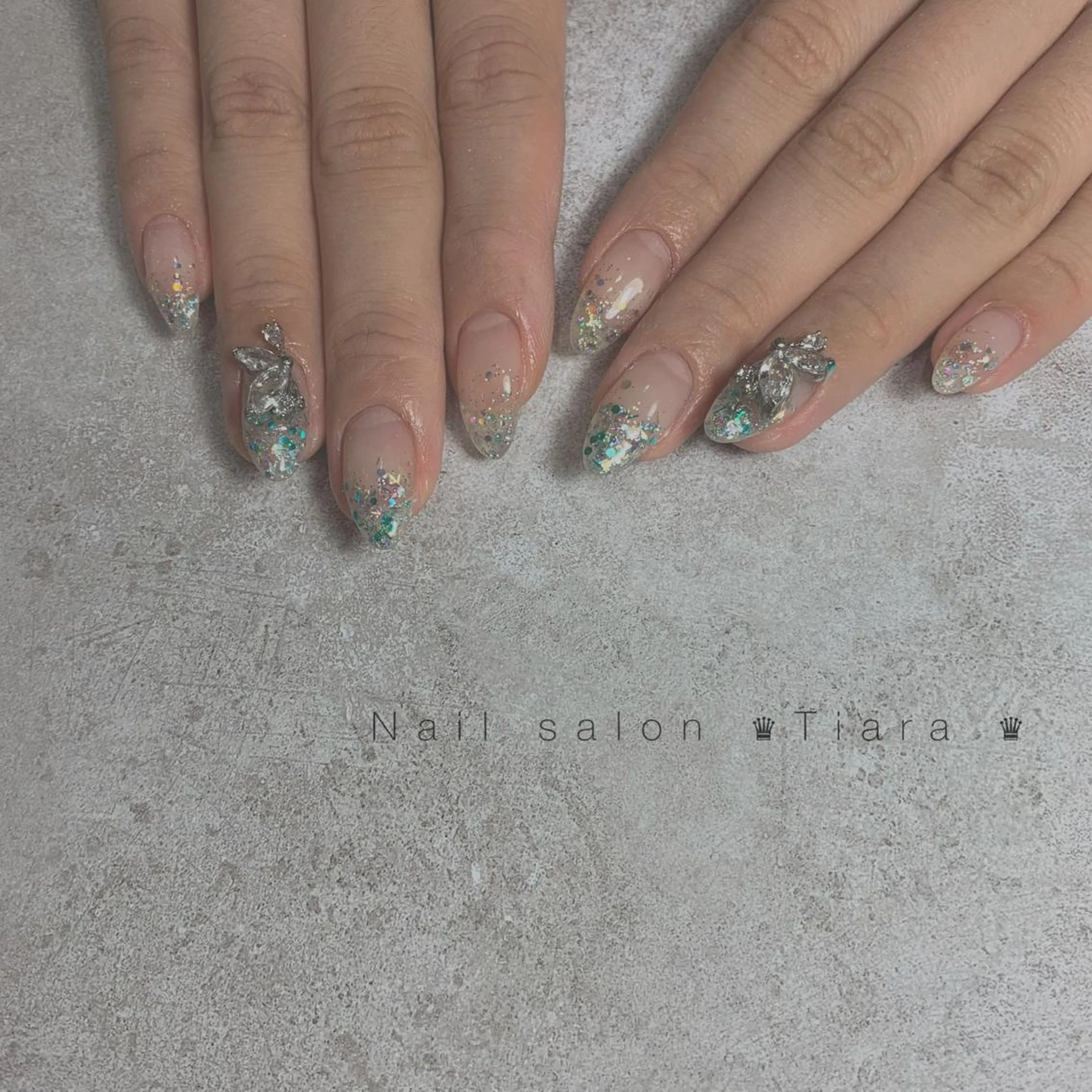 ネイル ハンドネイル Tiara♛ティアラ 山口くるみのネイルデザイン