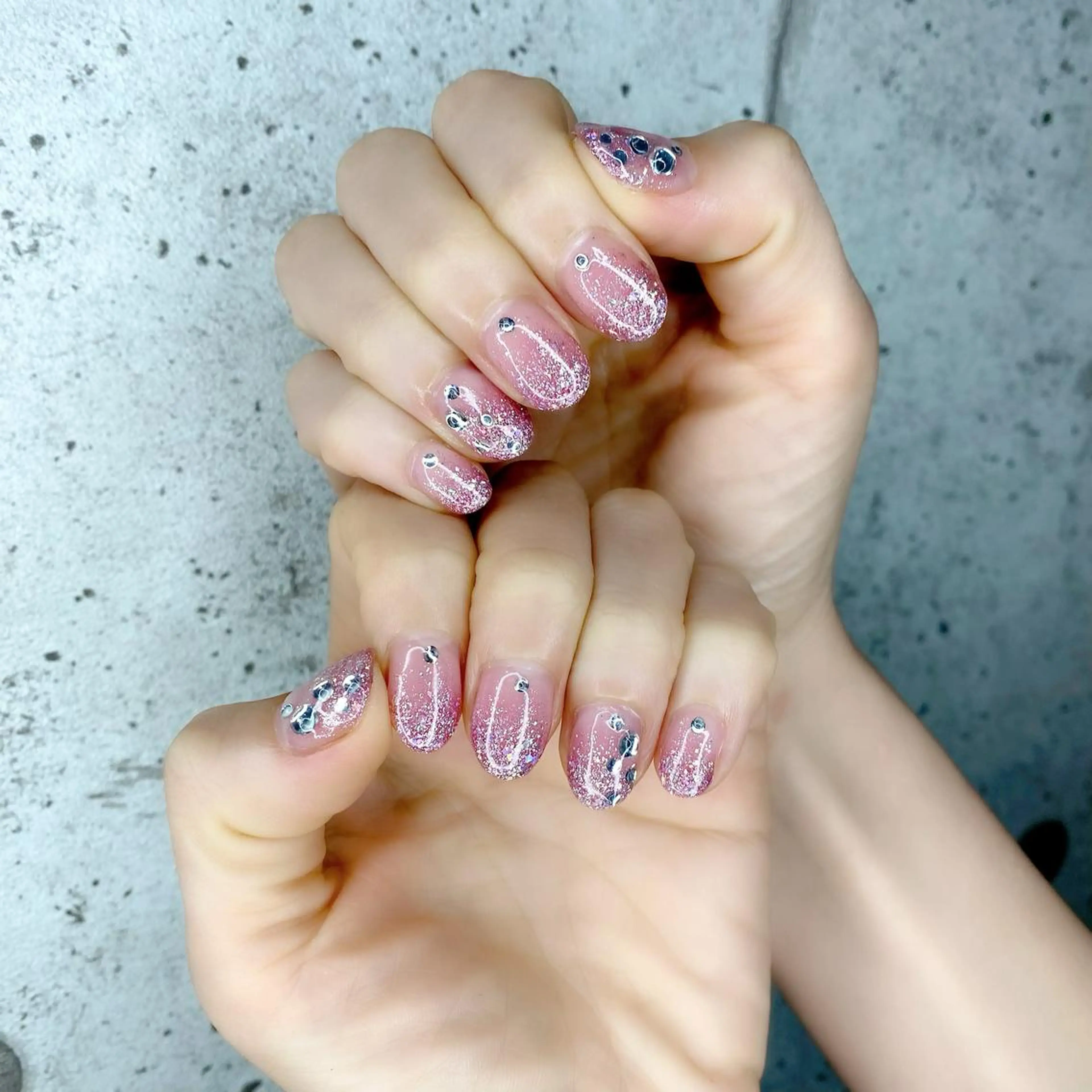 ショート カラー ヘアアレンジ メンズ キッズ ネイル マツエク・マツパ グラデーションカラー ピンクカラー カラーマツエク グラデーション ラメ(グリッター) ハンドネイル Salon Ｋのネイルデザイン