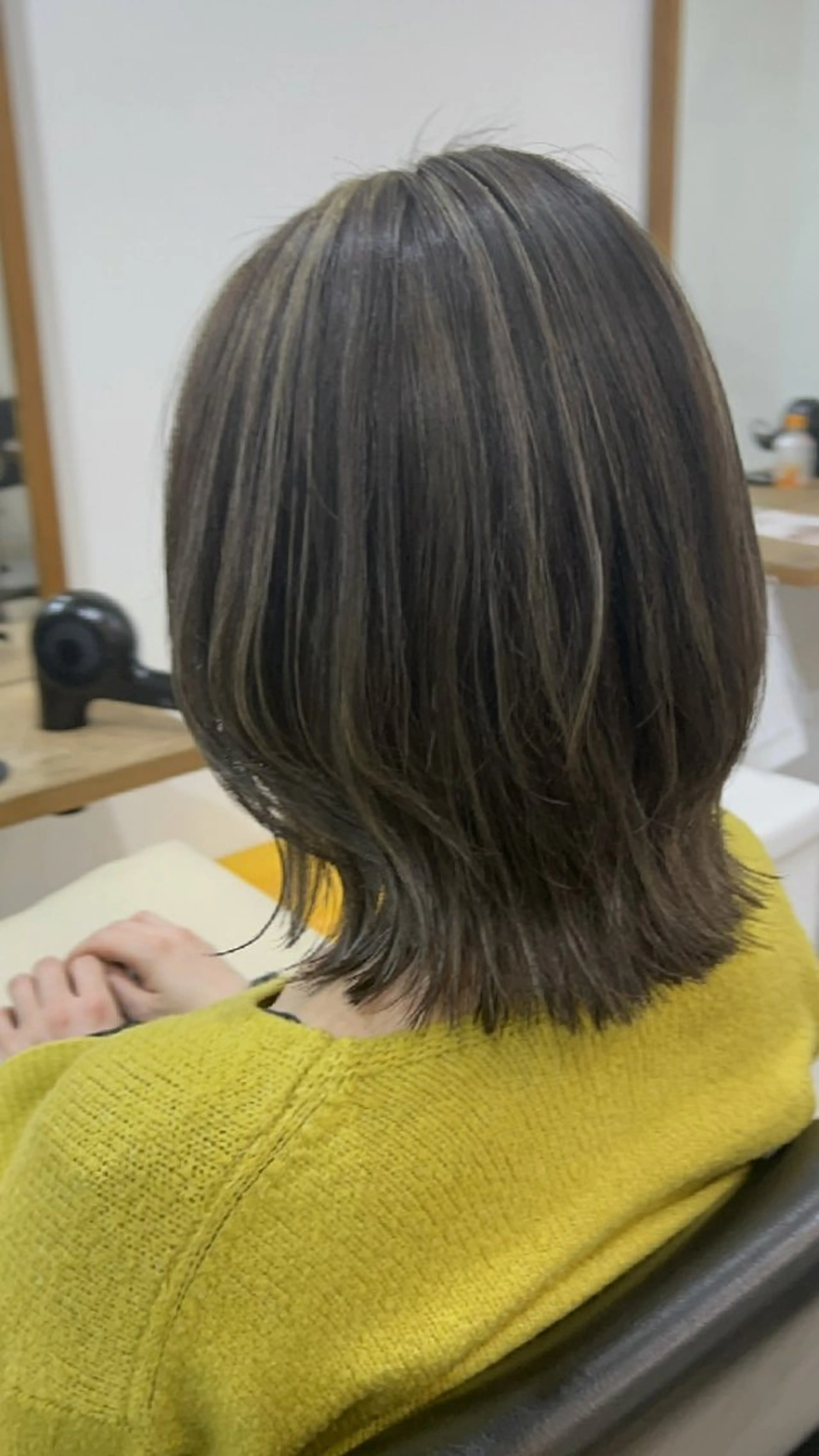 ショート ハイライト カット ヘアカラー ボブ人気No,1✨ TAME副店長のヘアスタイル