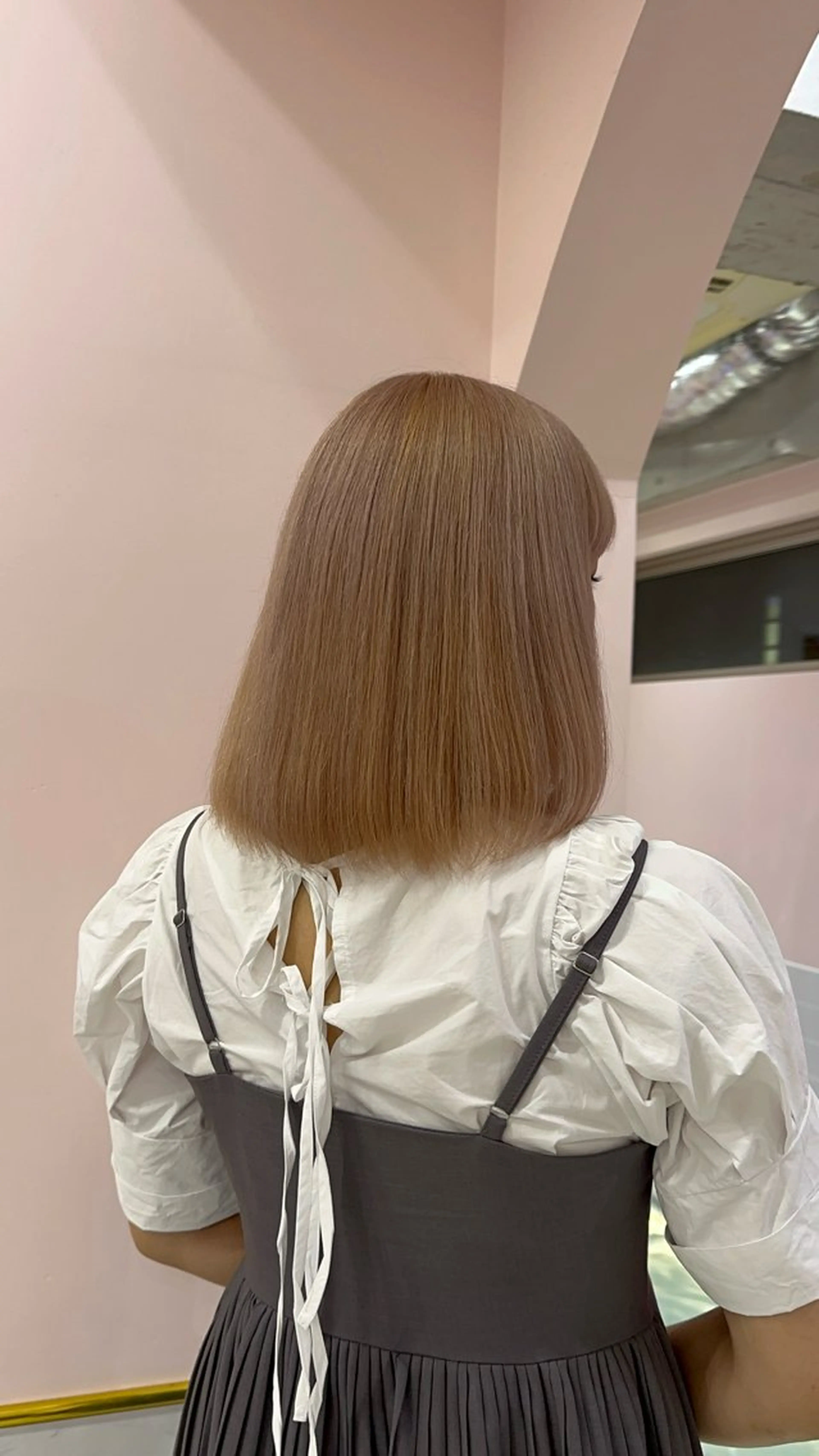 ミディアム ヘアカラー トリートメント モテ艶🪄ベージュ カラー🧸RUKAのヘアスタイル