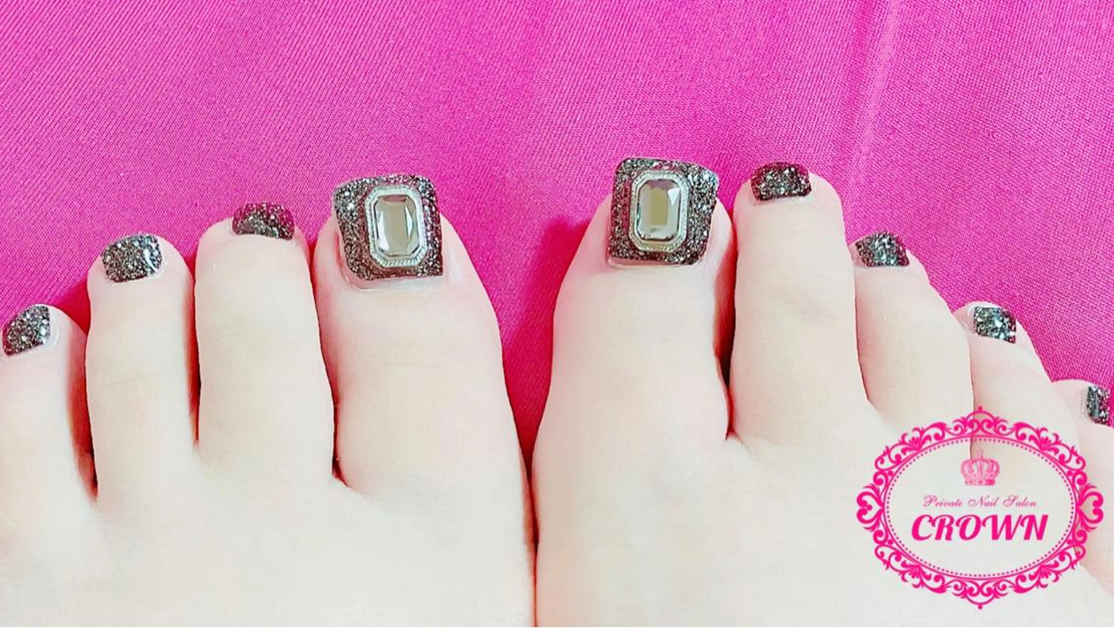 ネイル CROWN プライベートサロンのネイルデザイン