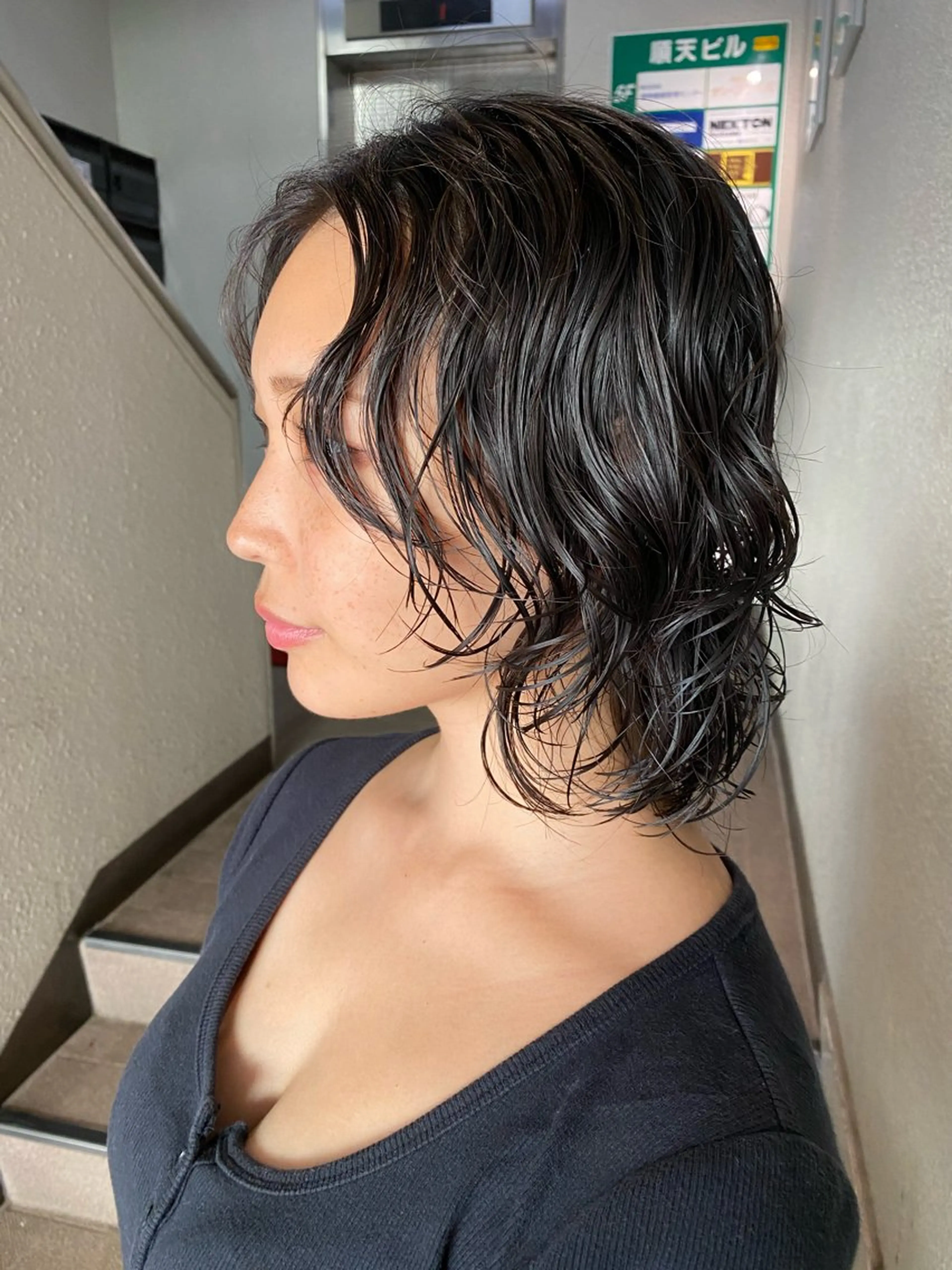 ミディアム パーマ カット パーマ ナチュラルヘア🫧 ナナミのヘアスタイル