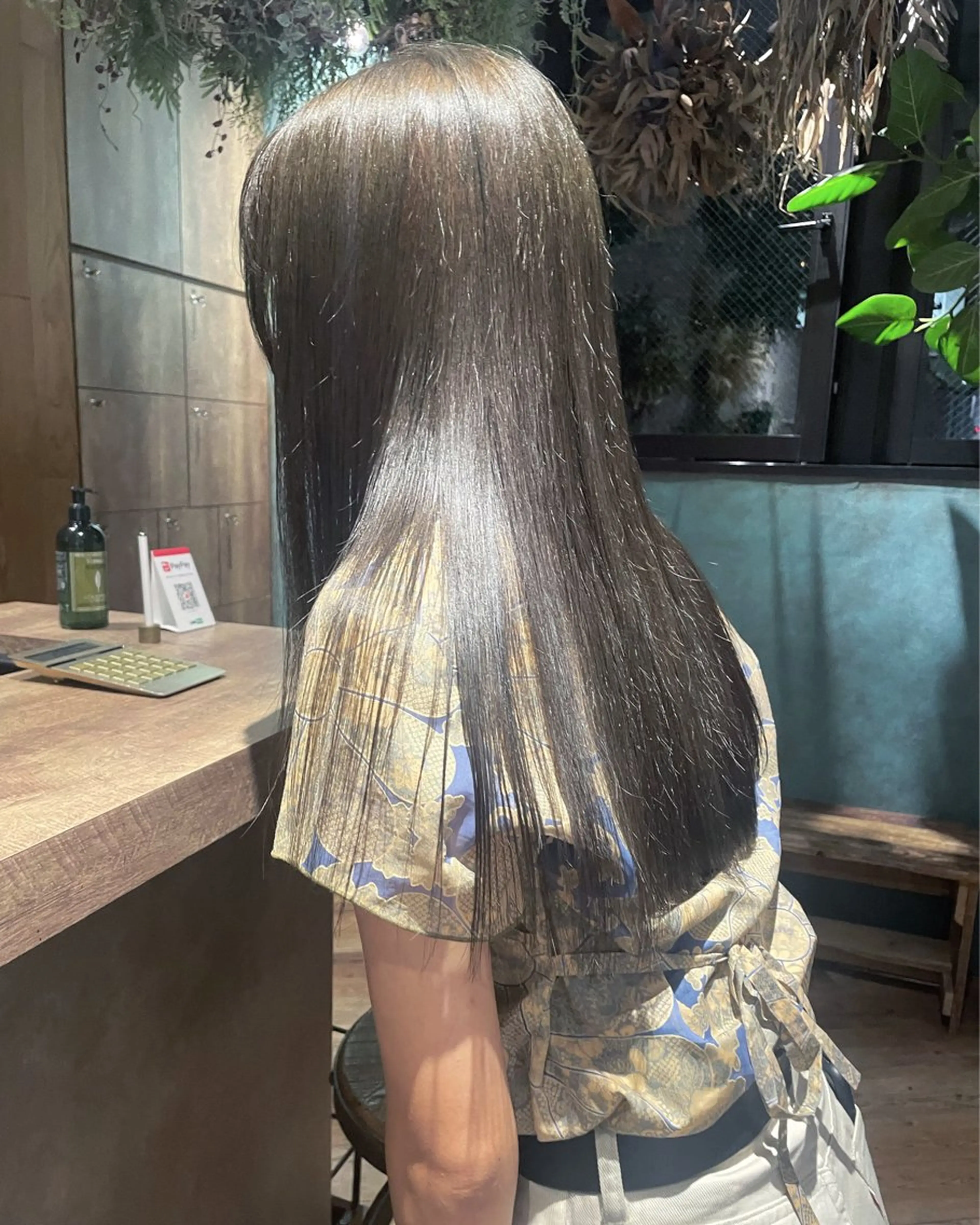 ロング カラー ブリーチ 透明感カラー オリーブカラー 無料カットモデル募集 / 涼 乃のヘアスタイル