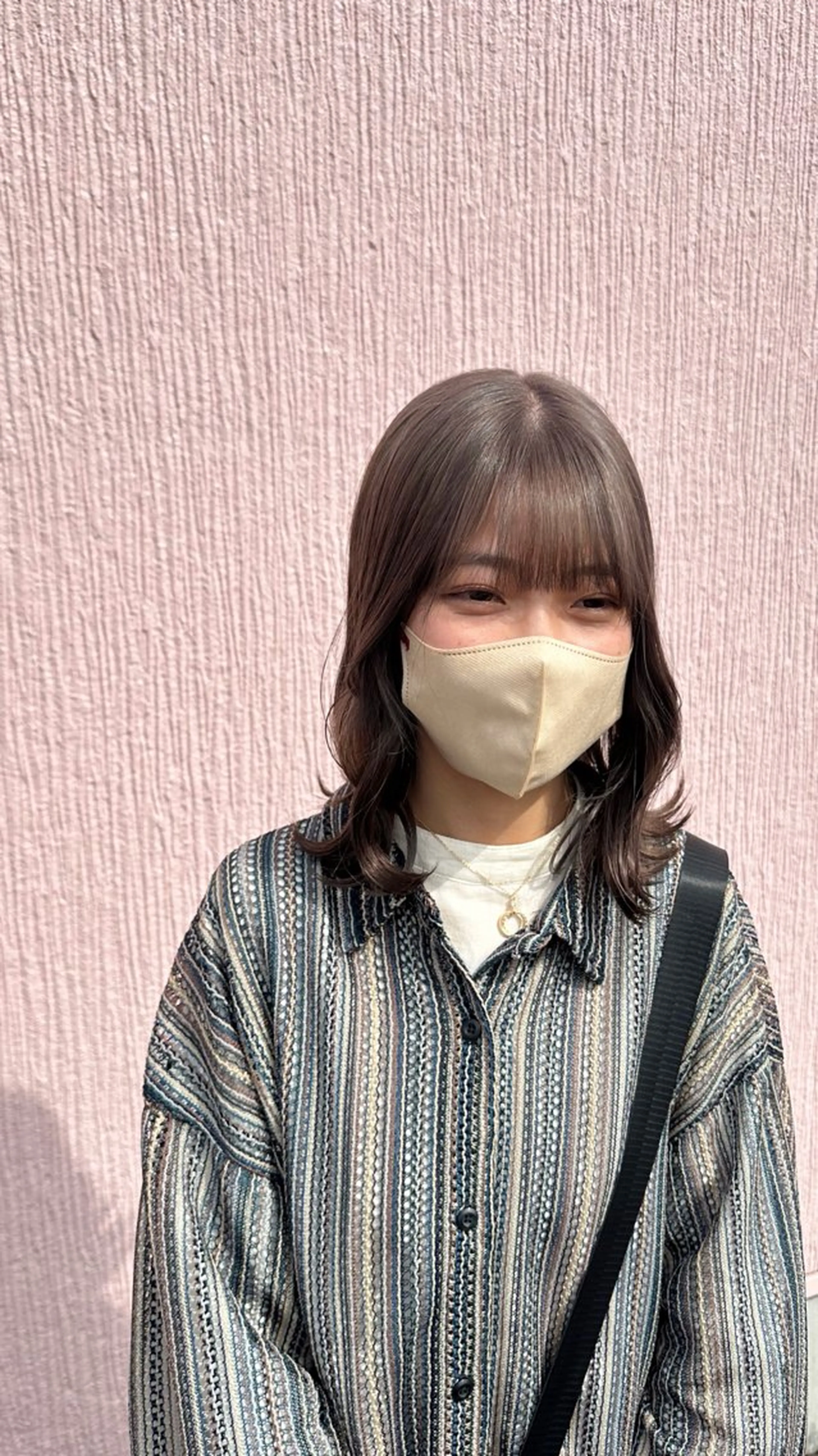 ミディアム vale 🤍akane🤍のヘアスタイル