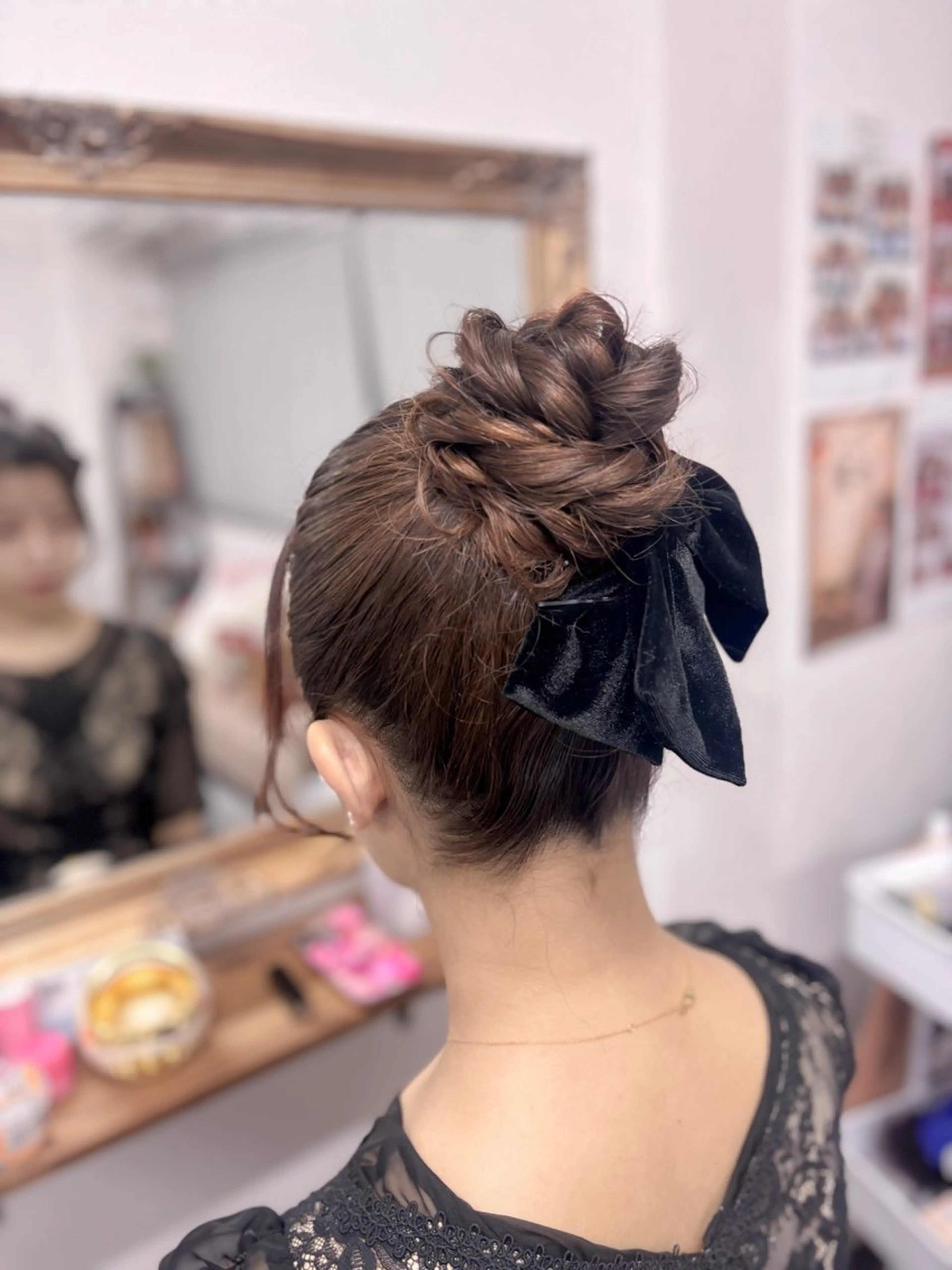 セミロング ヘアアレンジ お団子ヘア ヘアセット ⭐︎moe 【ヘアメイク🧸】のヘアスタイル
