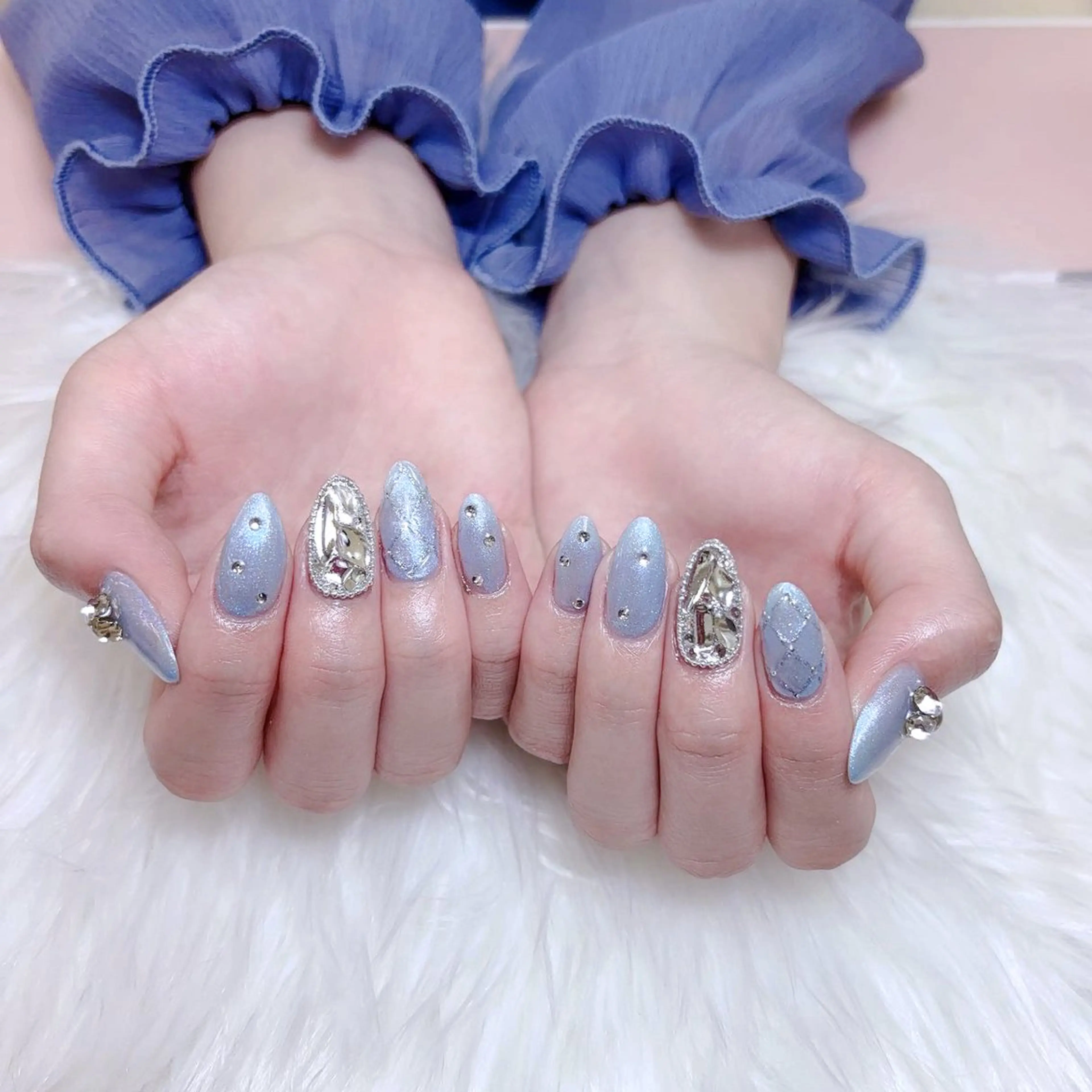 ネイル オーロラネイル 成人式 フレンチネイル ハート 韓国ネイル ハンドネイル Melody Nail所属・Melody  3D/スカルプ専門店のネイルデザイン