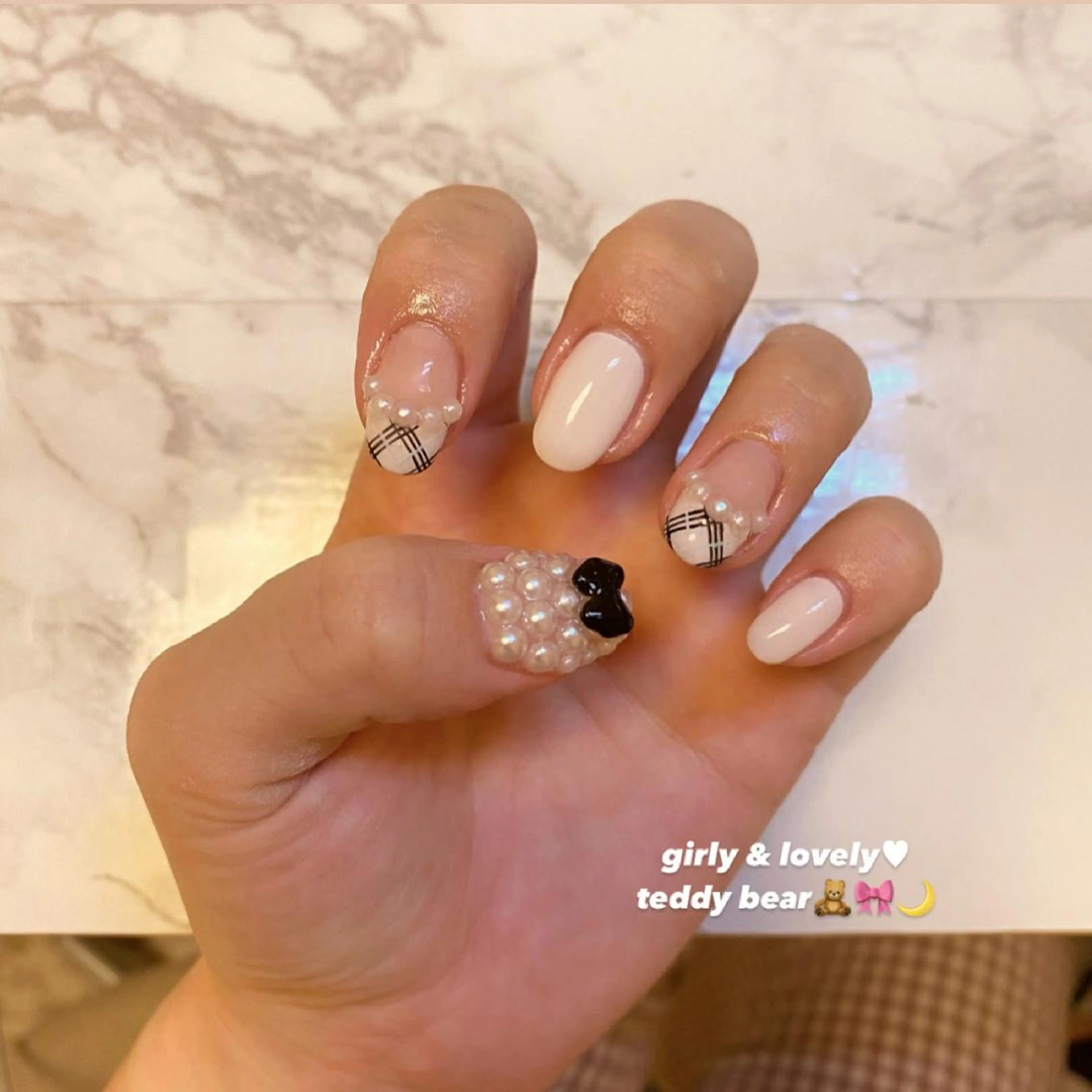 ネイル リボン ハンドネイル nail salon charmのネイルデザイン