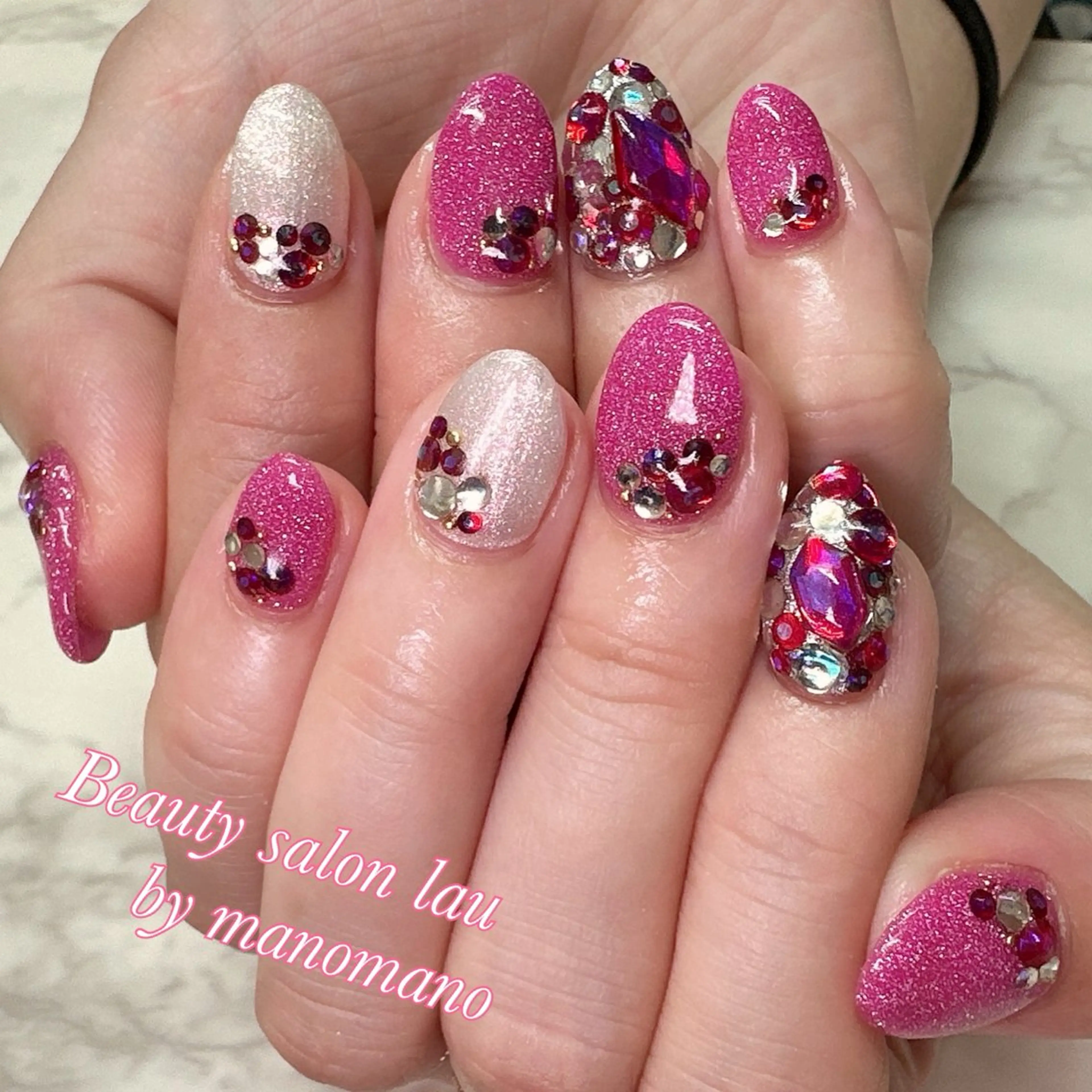 ネイル ハンドネイル ラウバイマノマノ なかざとのネイルデザイン