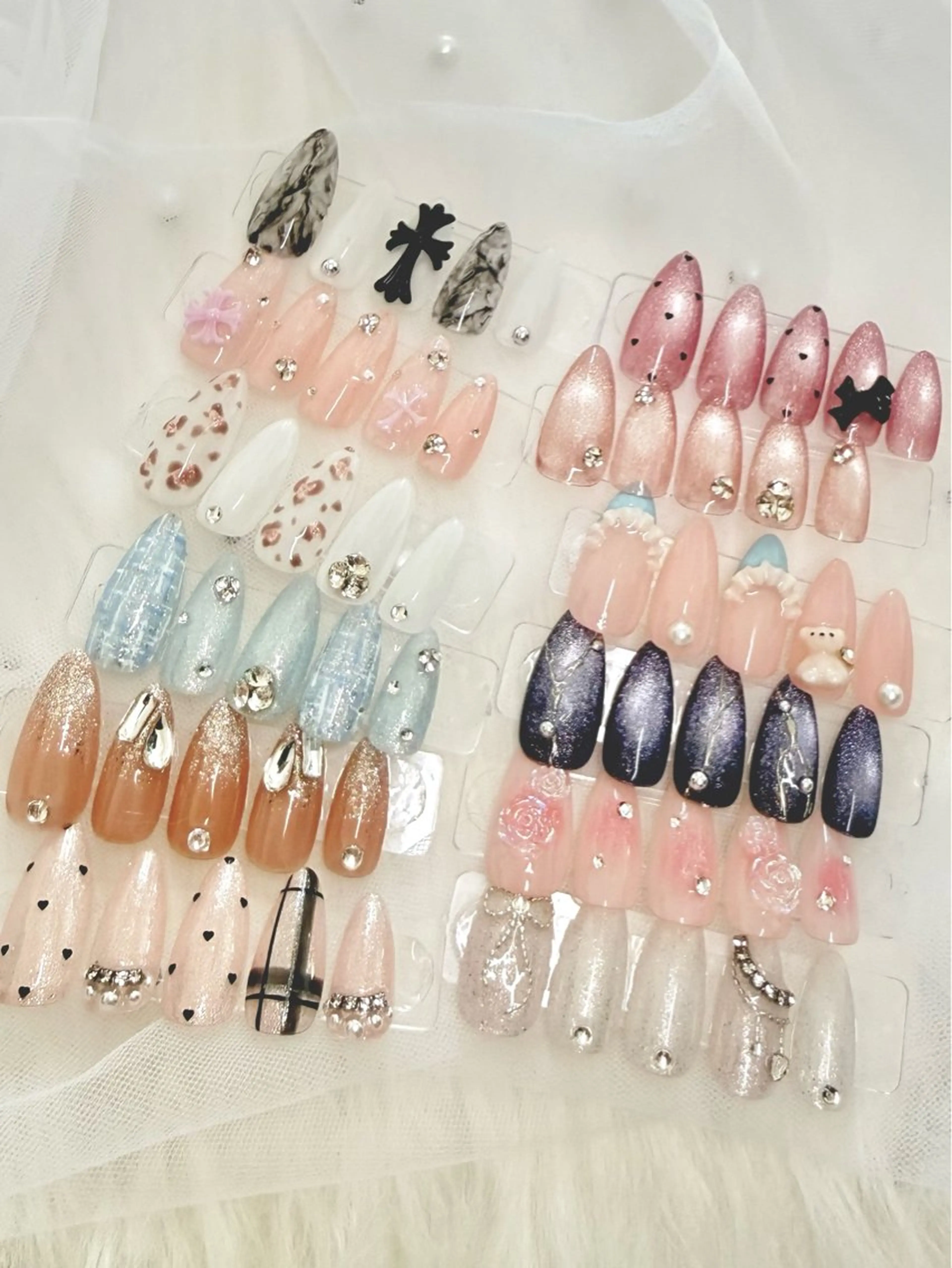 ネイル Rits Nail所属・RitsNail 🤍 RENAのネイルデザイン