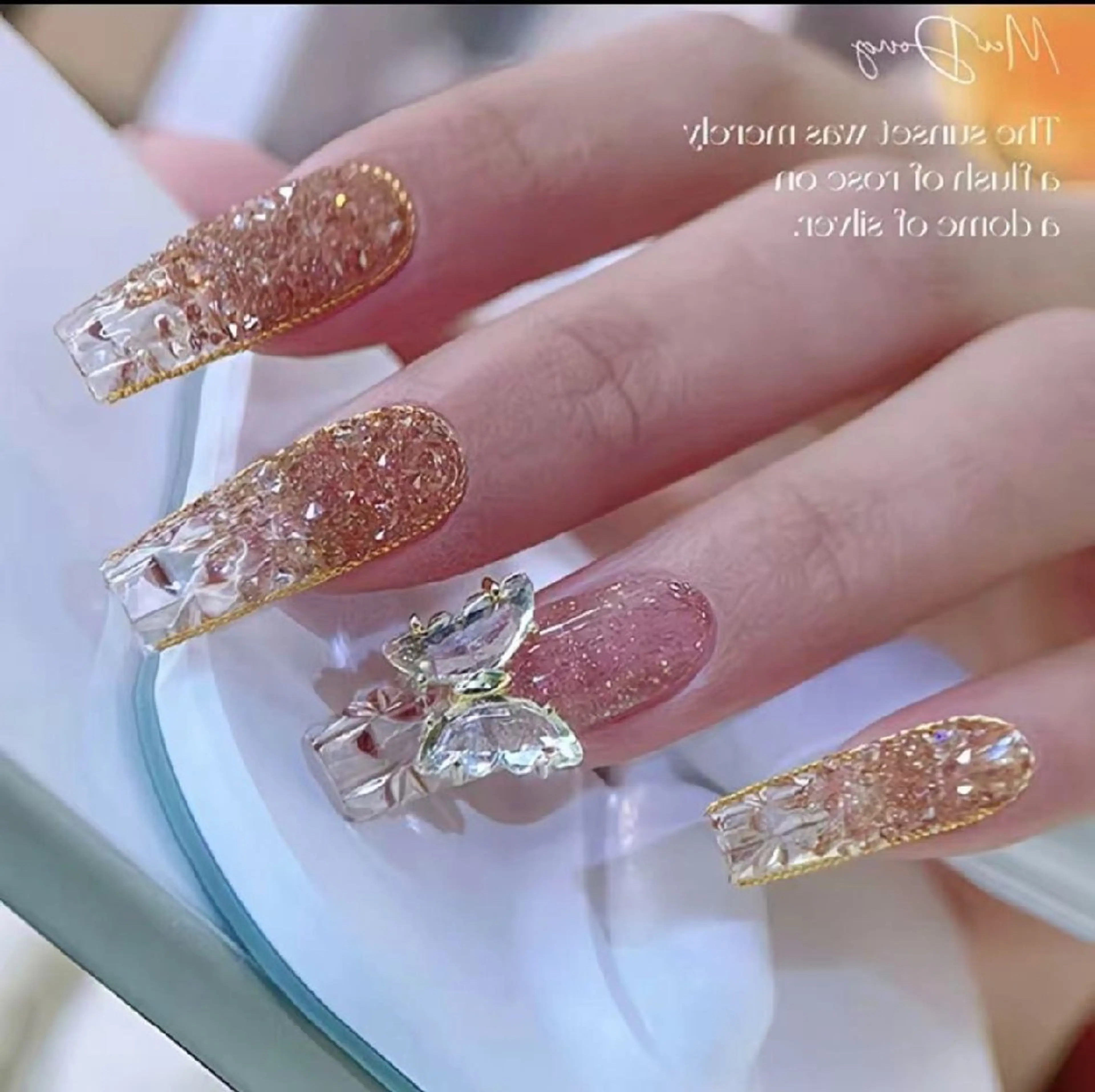 ネイル ゴージャス ハンドネイル Y2 nail salonのネイルデザイン