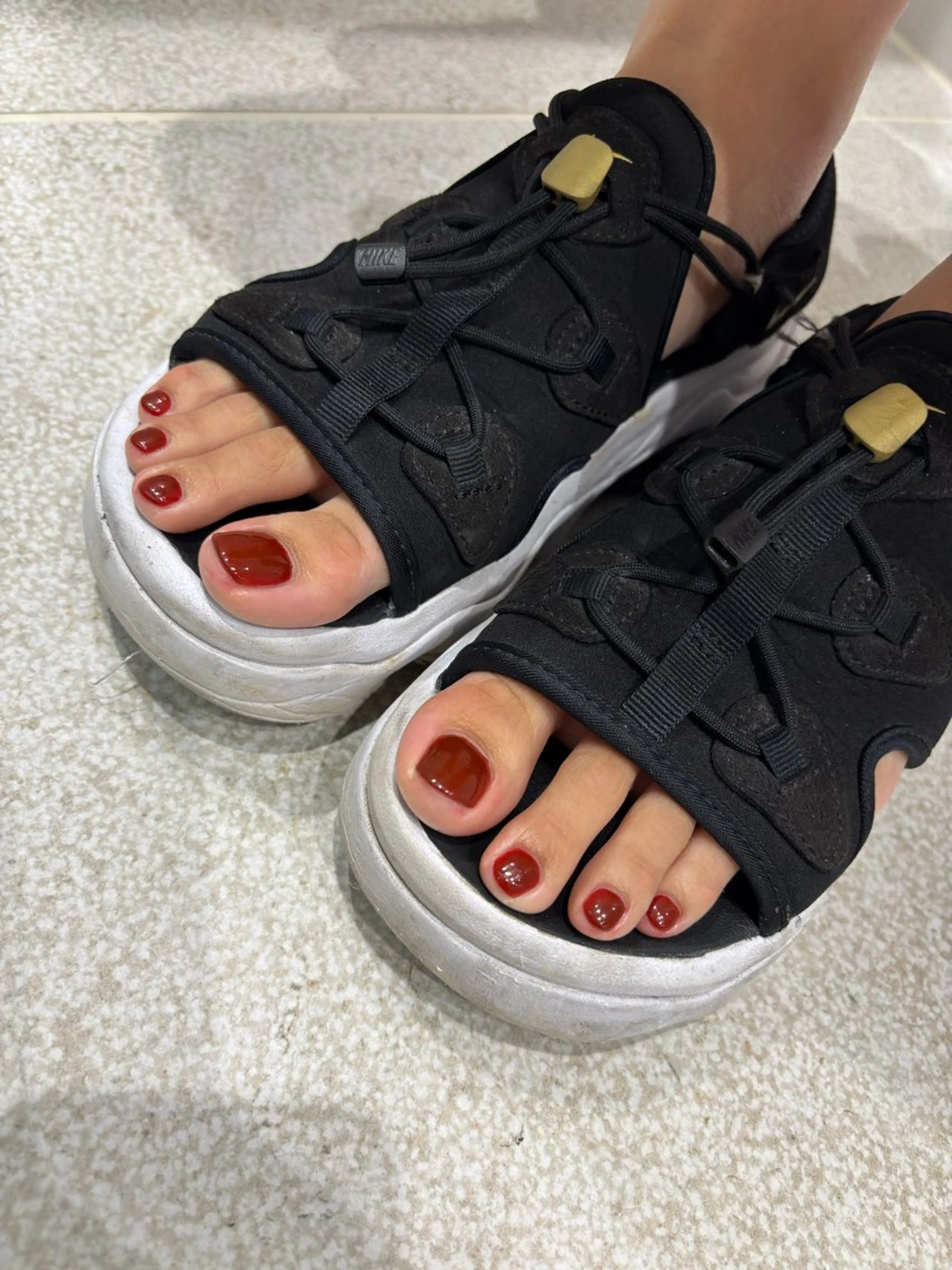 ネイル フットネイル ワンカラーネイル kanell（カネル）/所属・kanell⭐︎ ニュアンスネイルのネイルデザイン