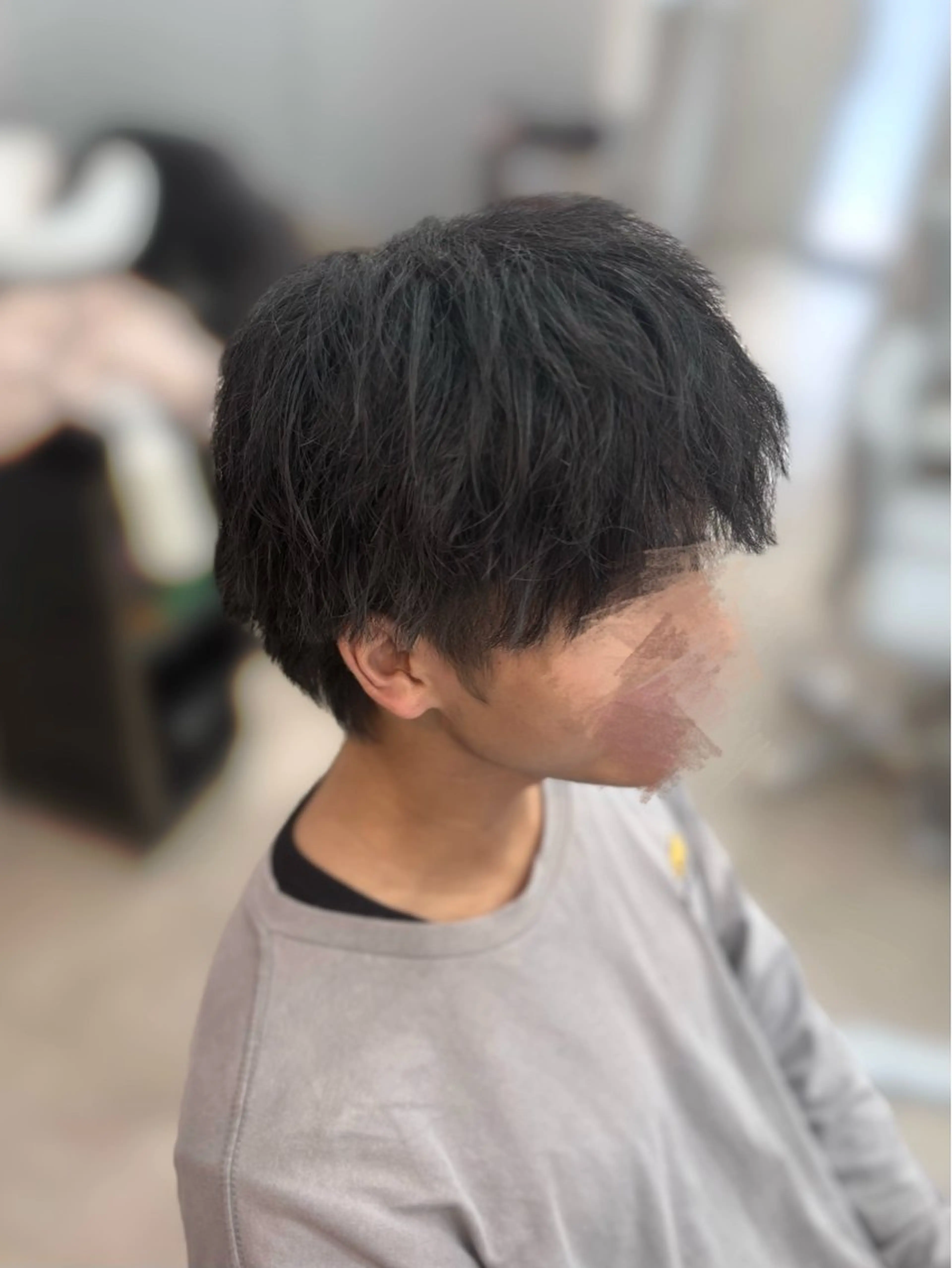 パーマ メンズ フェザーパーマ🦋 毛流れ🖤ayaneのヘアスタイル