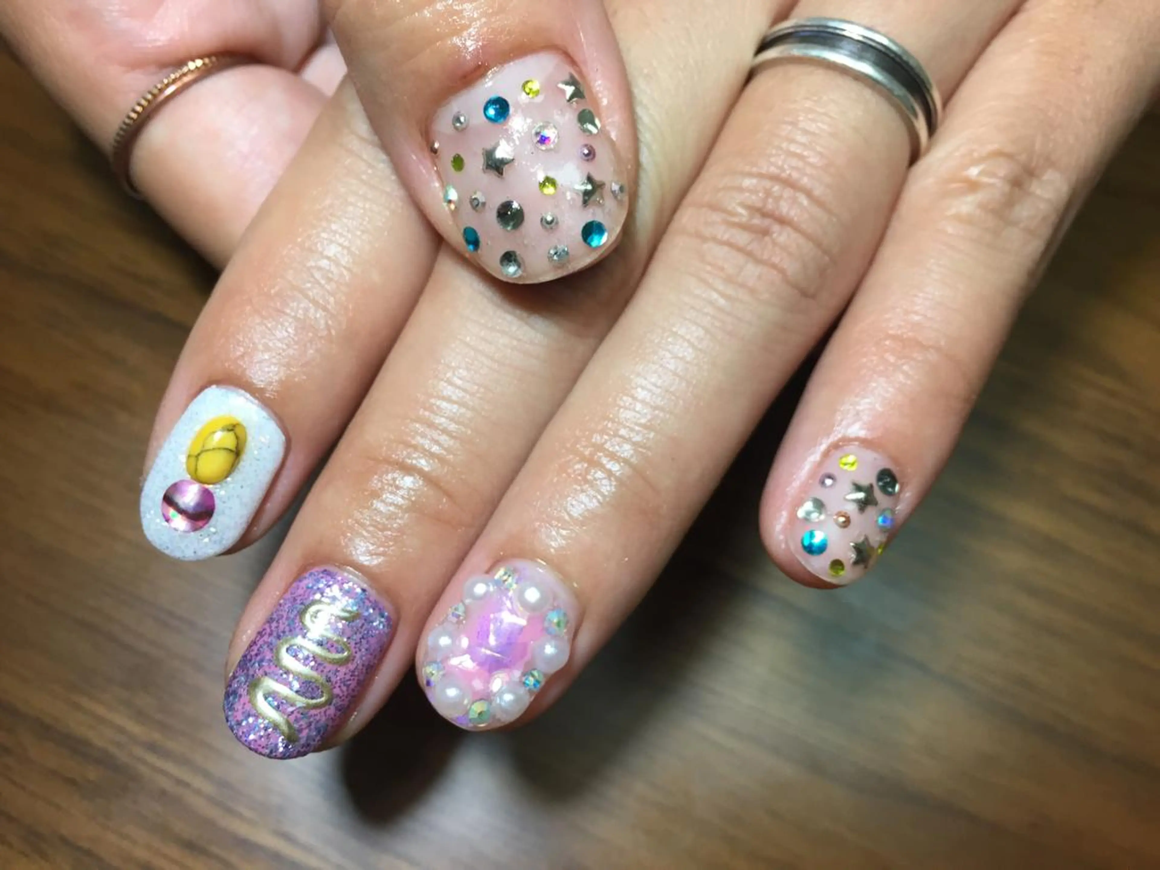 ネイル ｱｲﾗｯｼｭ ﾈｲﾙ ｻﾛﾝ つけるのマツエク・マツパデザイン