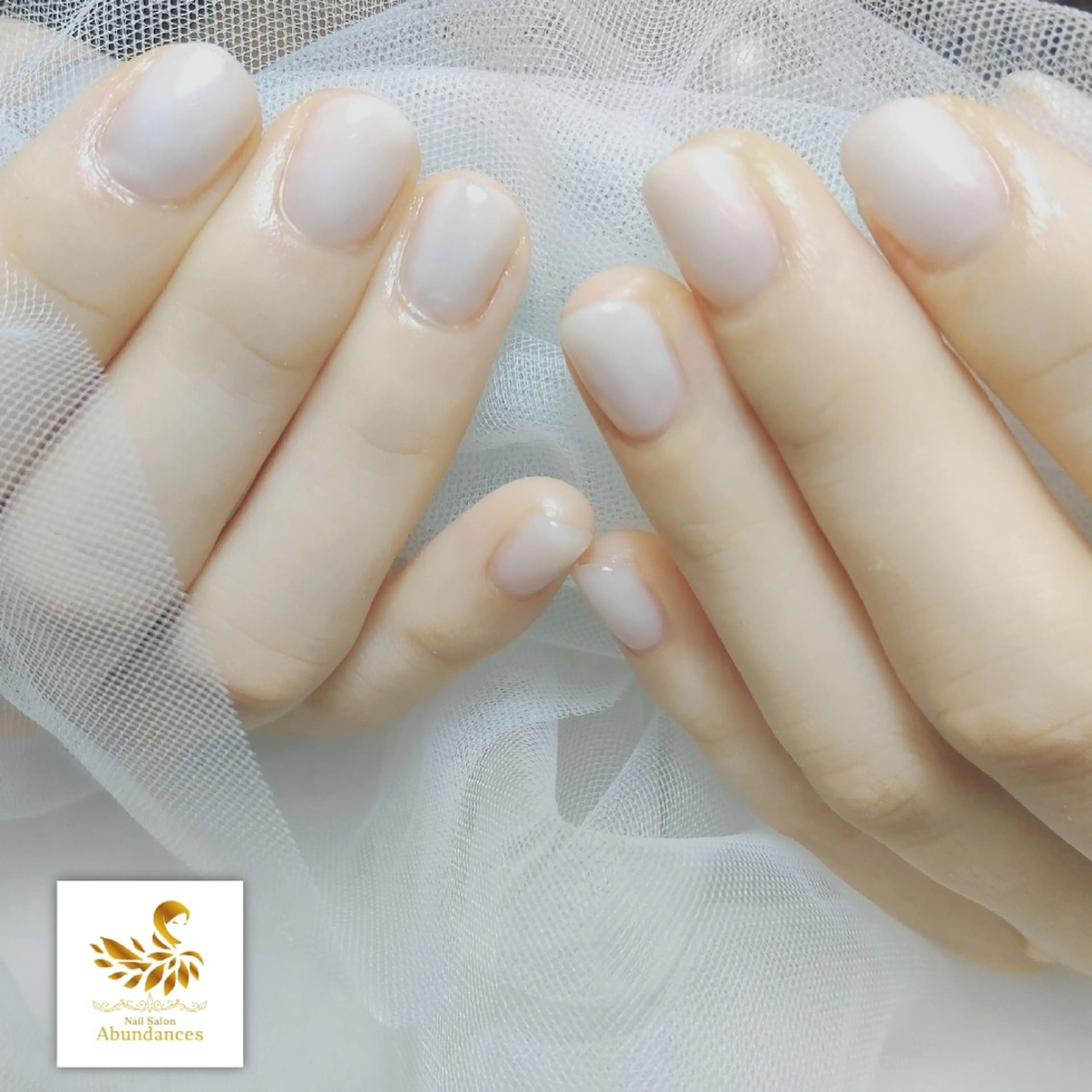 ネイル ブルー ワンカラーネイル ハンドネイル 完全予約制個室サロン Abundancesのネイルデザイン