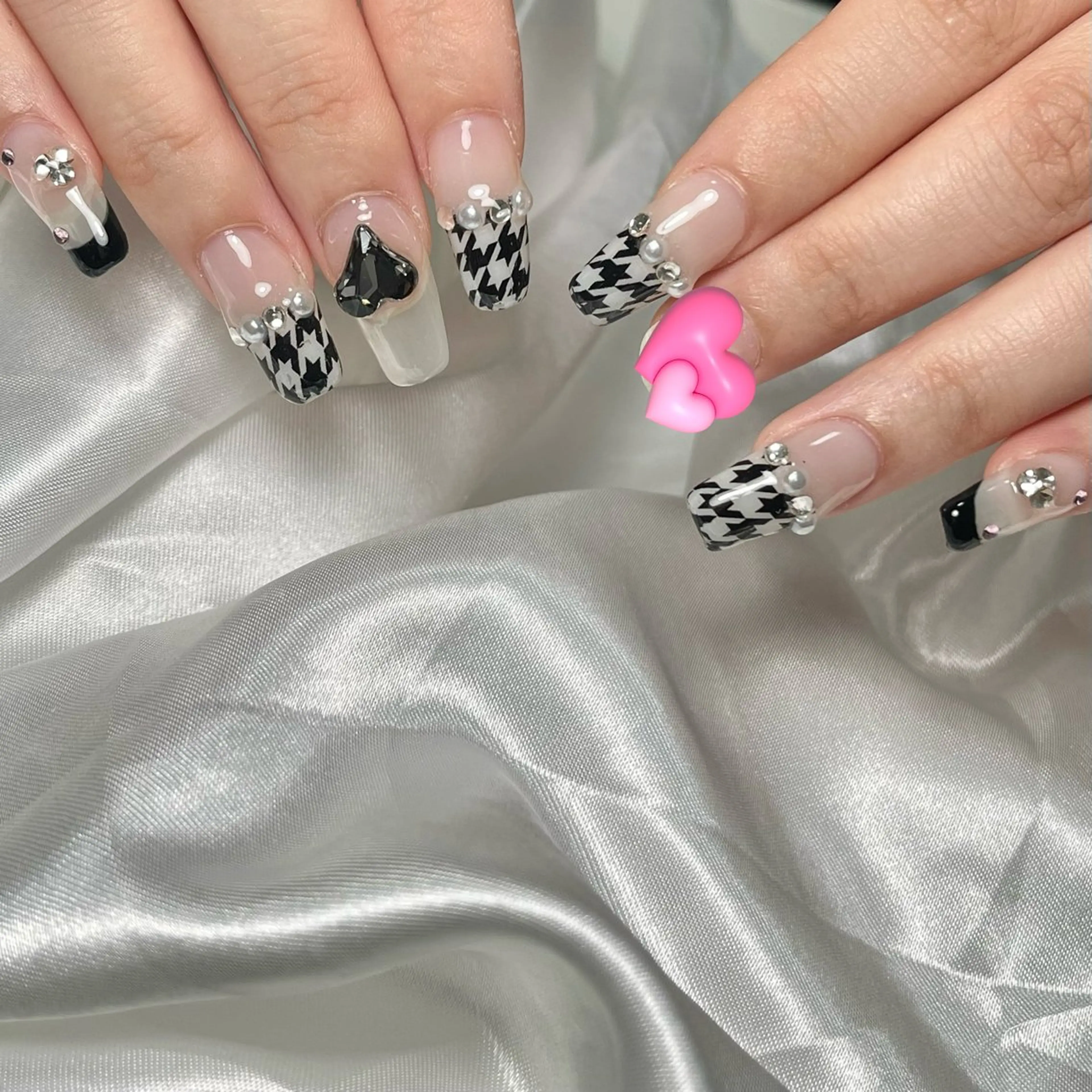 ネイル アートネイル 長さ出し 持ち込み ハンドネイル RE SALONのネイルデザイン