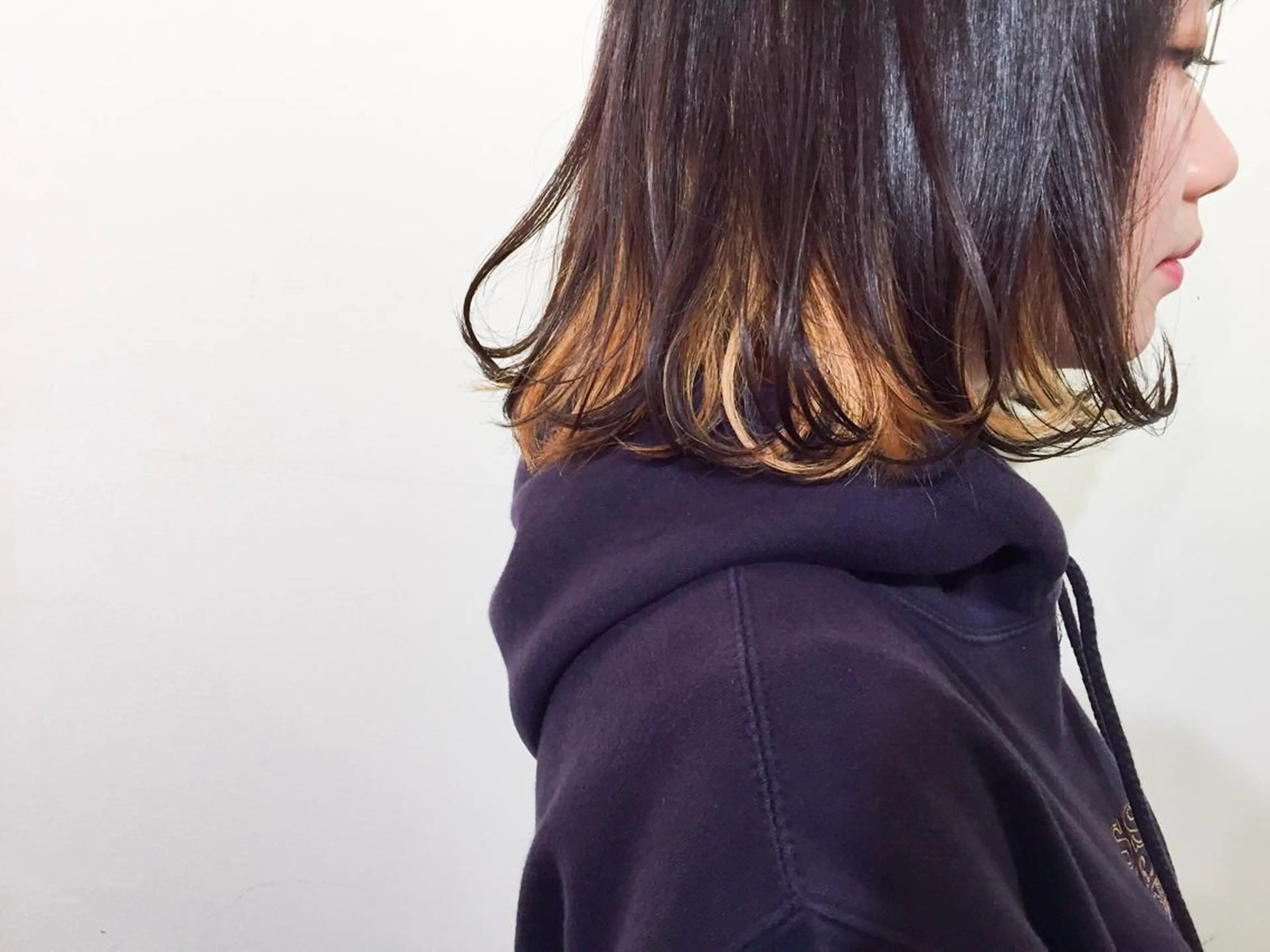 ミディアム カラー ブリーチ インナーカラー 高浜 夕海のヘアスタイル