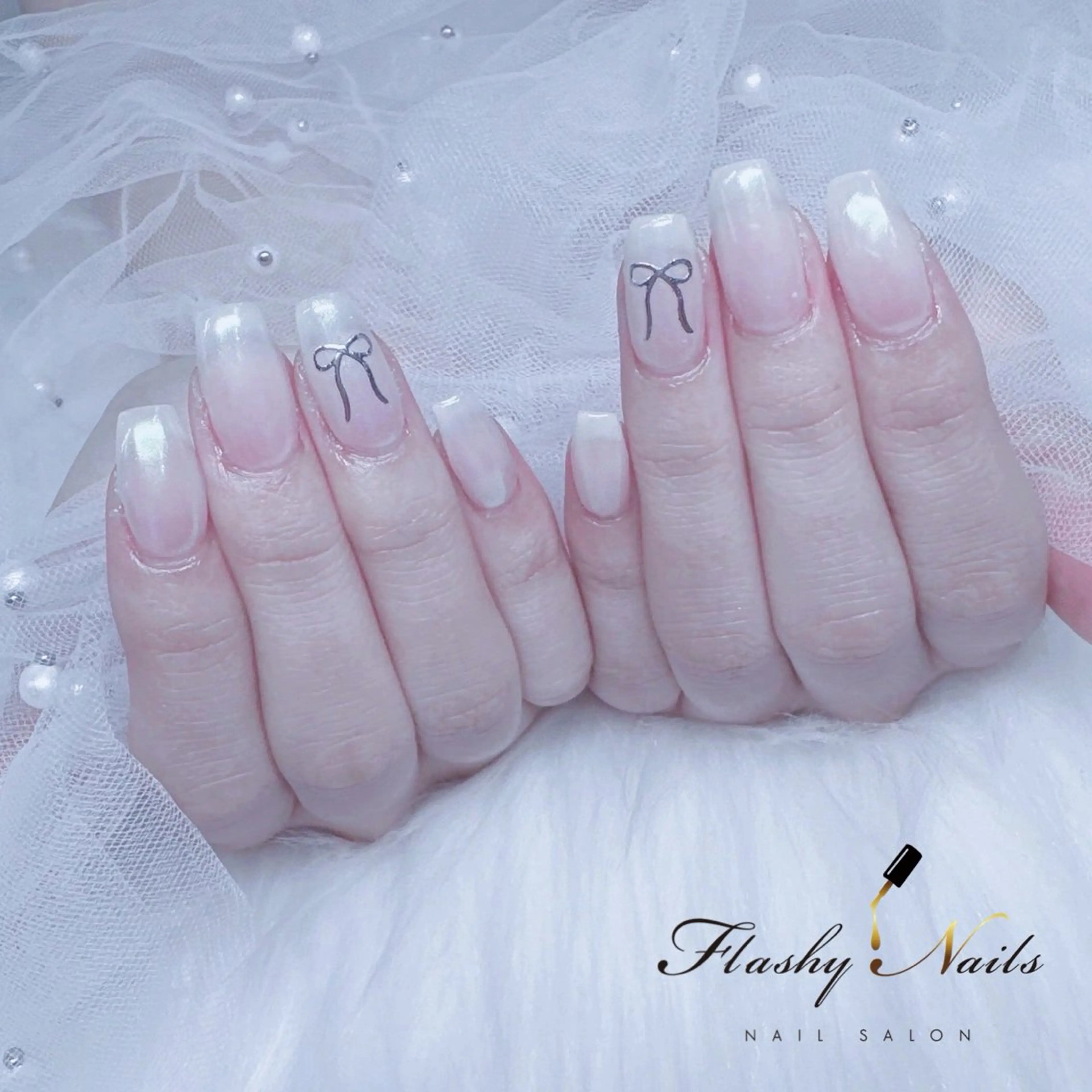 ネイル Flashy Nailsのネイルデザイン
