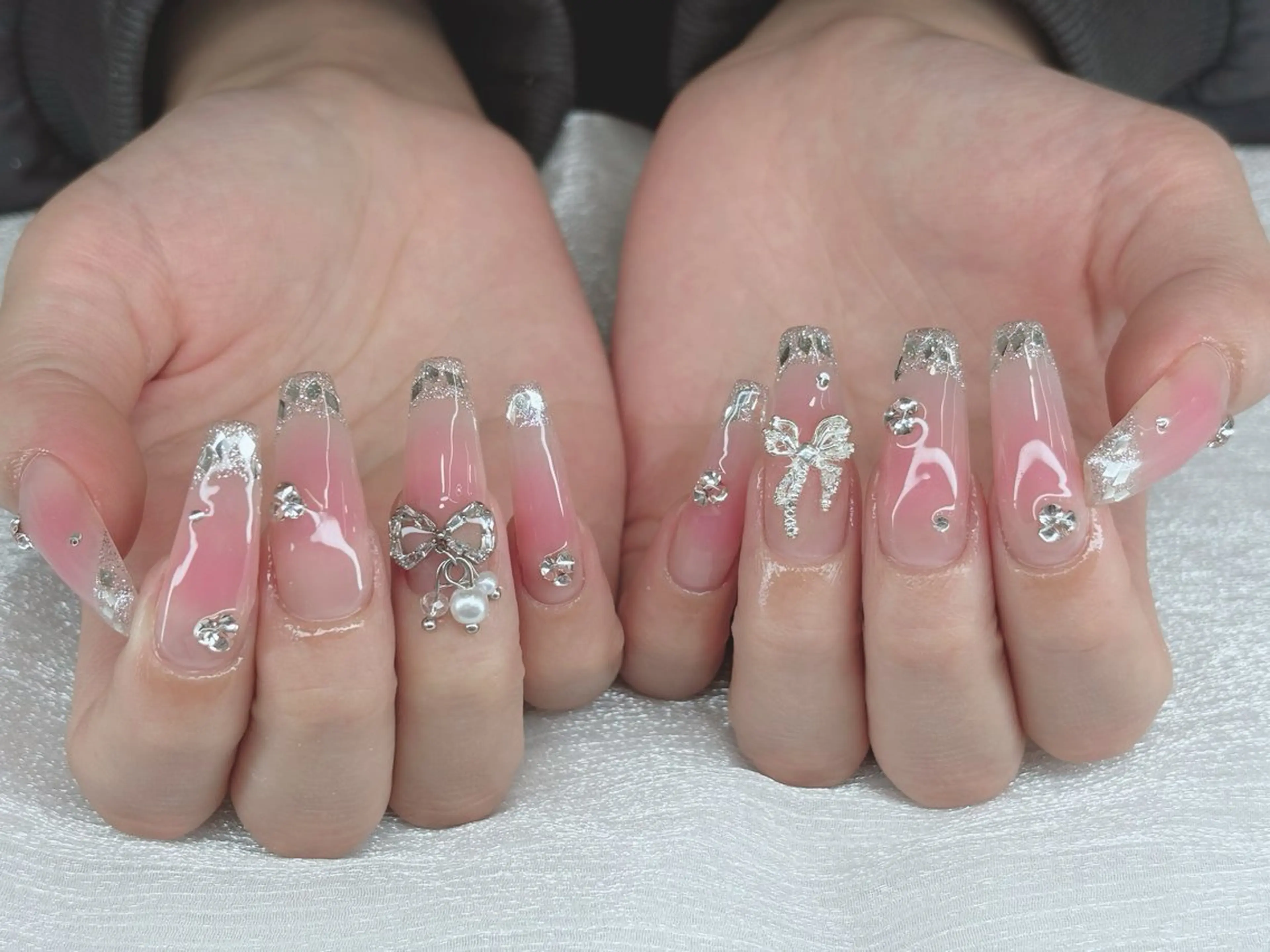 ネイル オーロラネイル ブルー チークネイル フットネイル フレンチネイル Haru Kaori 渋谷のネイルデザイン