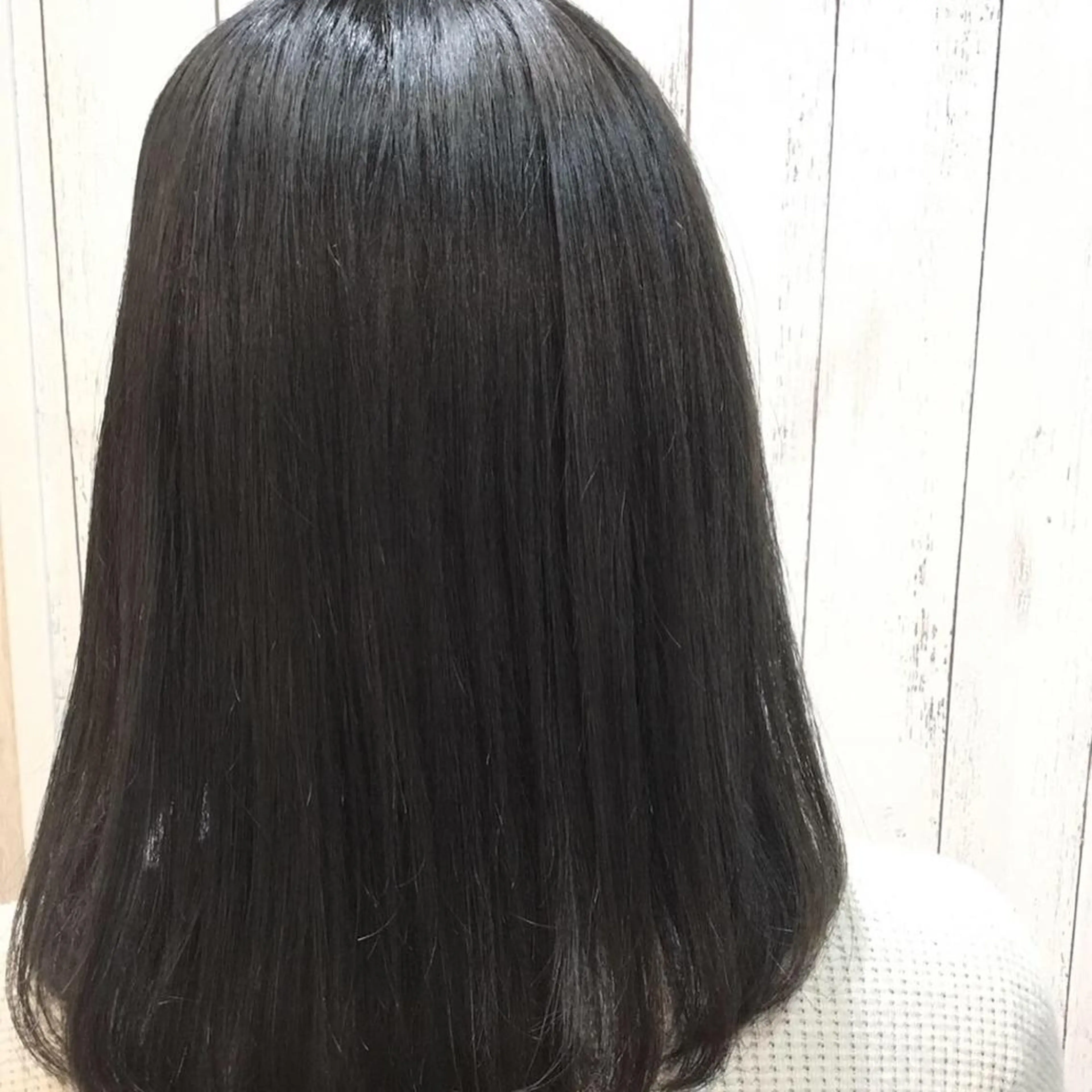 ミディアム カラー 金崎 新吾のヘアスタイル