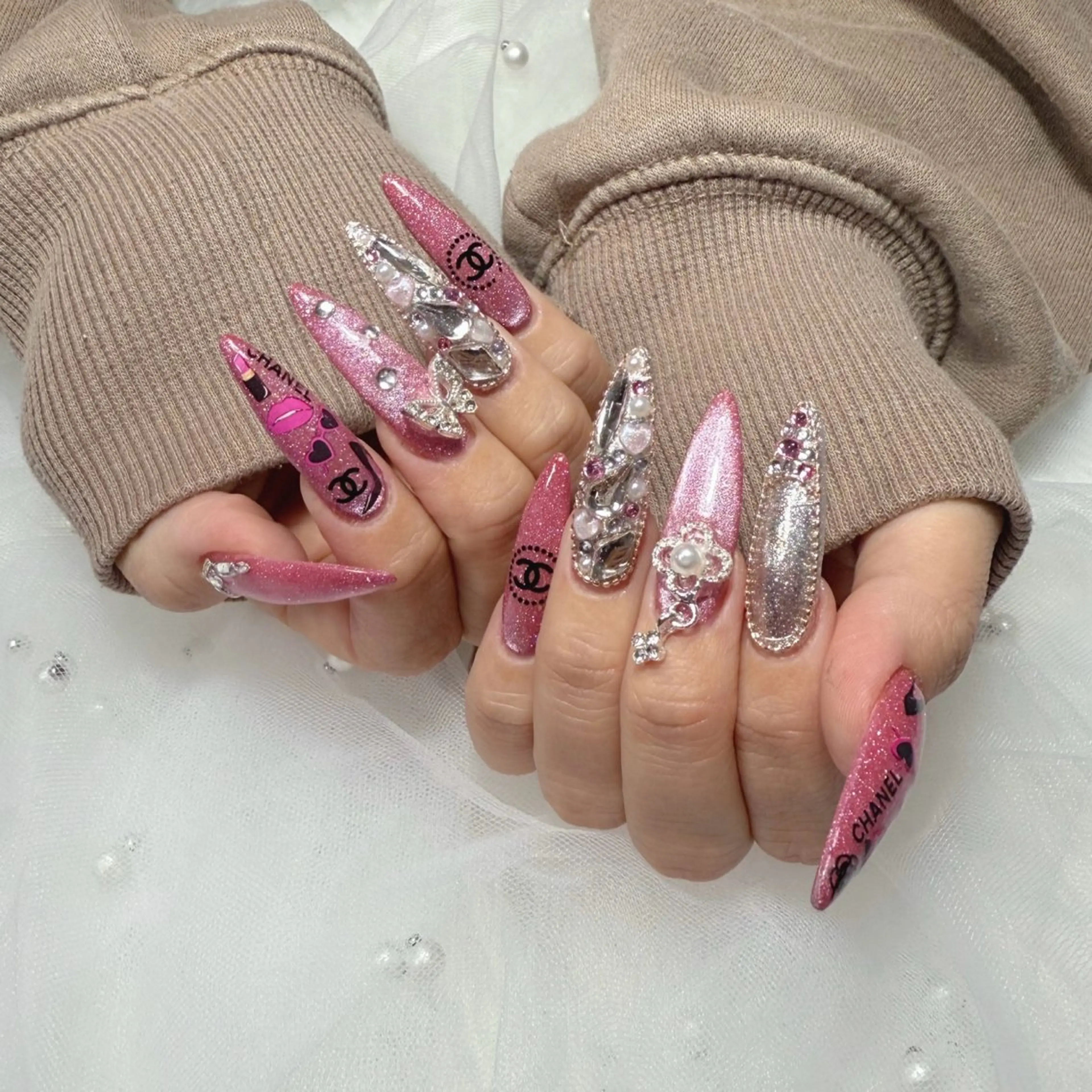 ネイル フラッシュネイル フラッシュマグ ピンク ハンドネイル L'ino nailのネイルデザイン