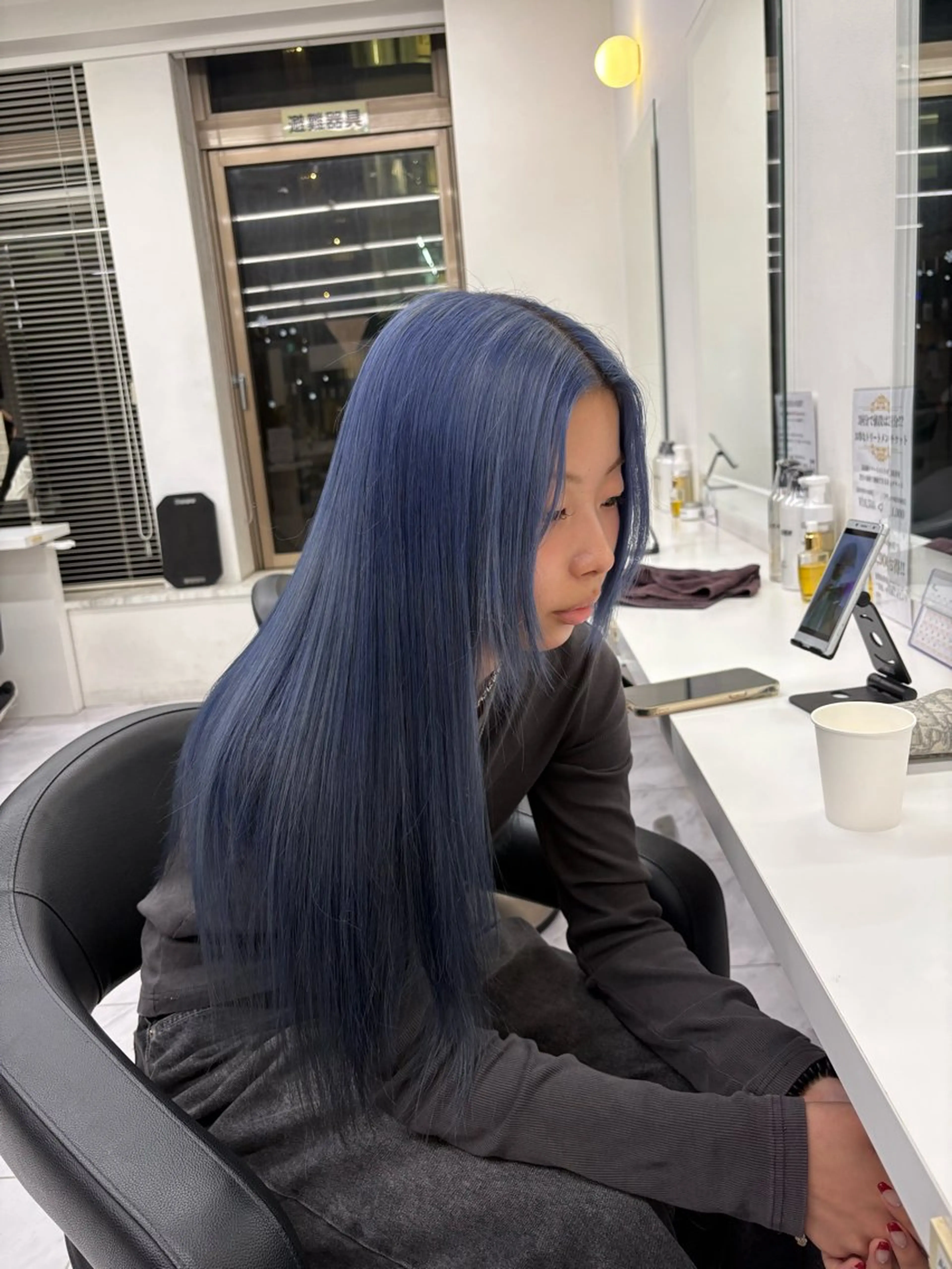 カラー ヘアカラー トリートメント 透明感ベージュ🤎 ナチュラルレイヤーのヘアスタイル