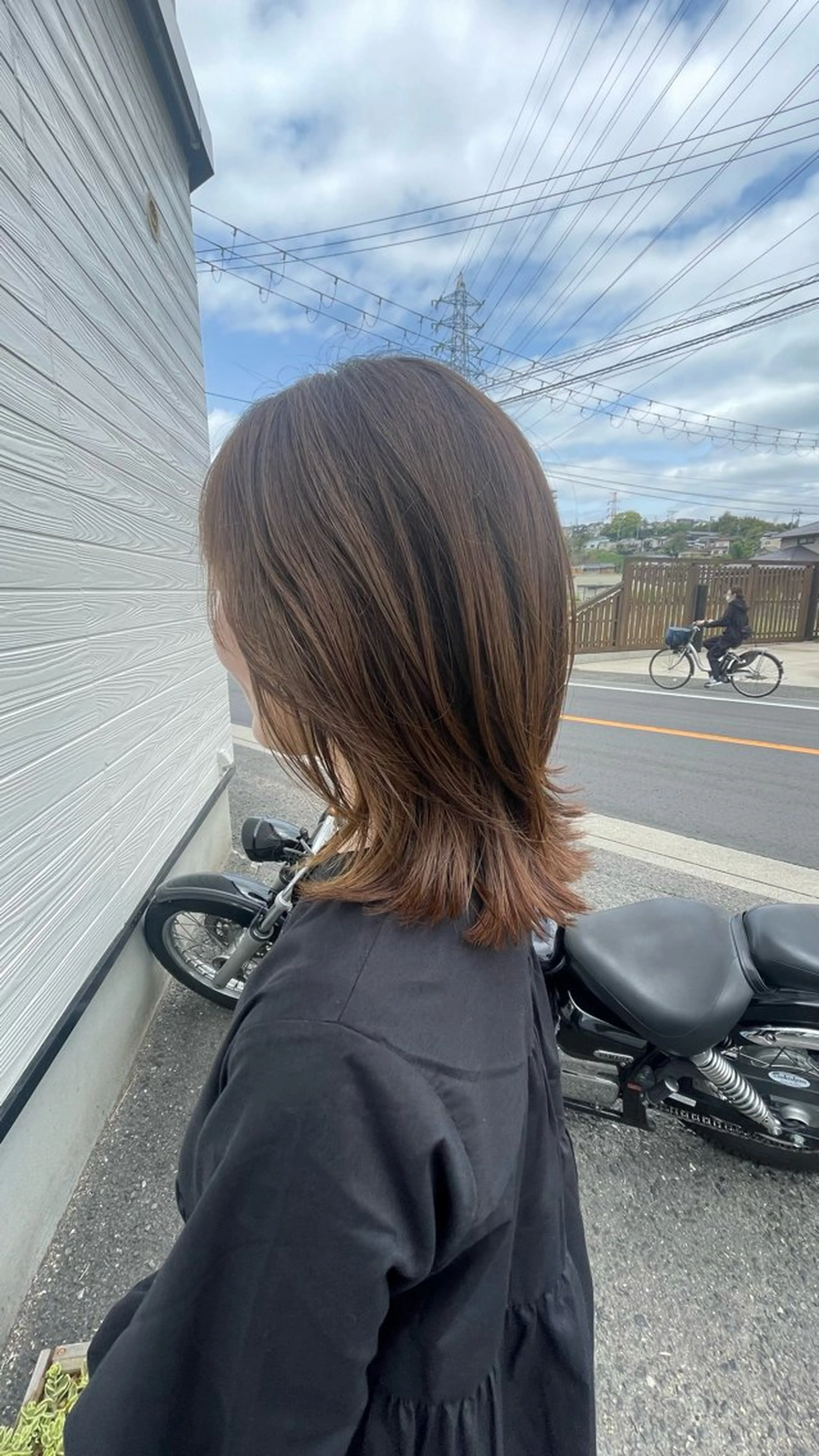 セミロング ビヨウシツトリコ よねたにみなのヘアスタイル