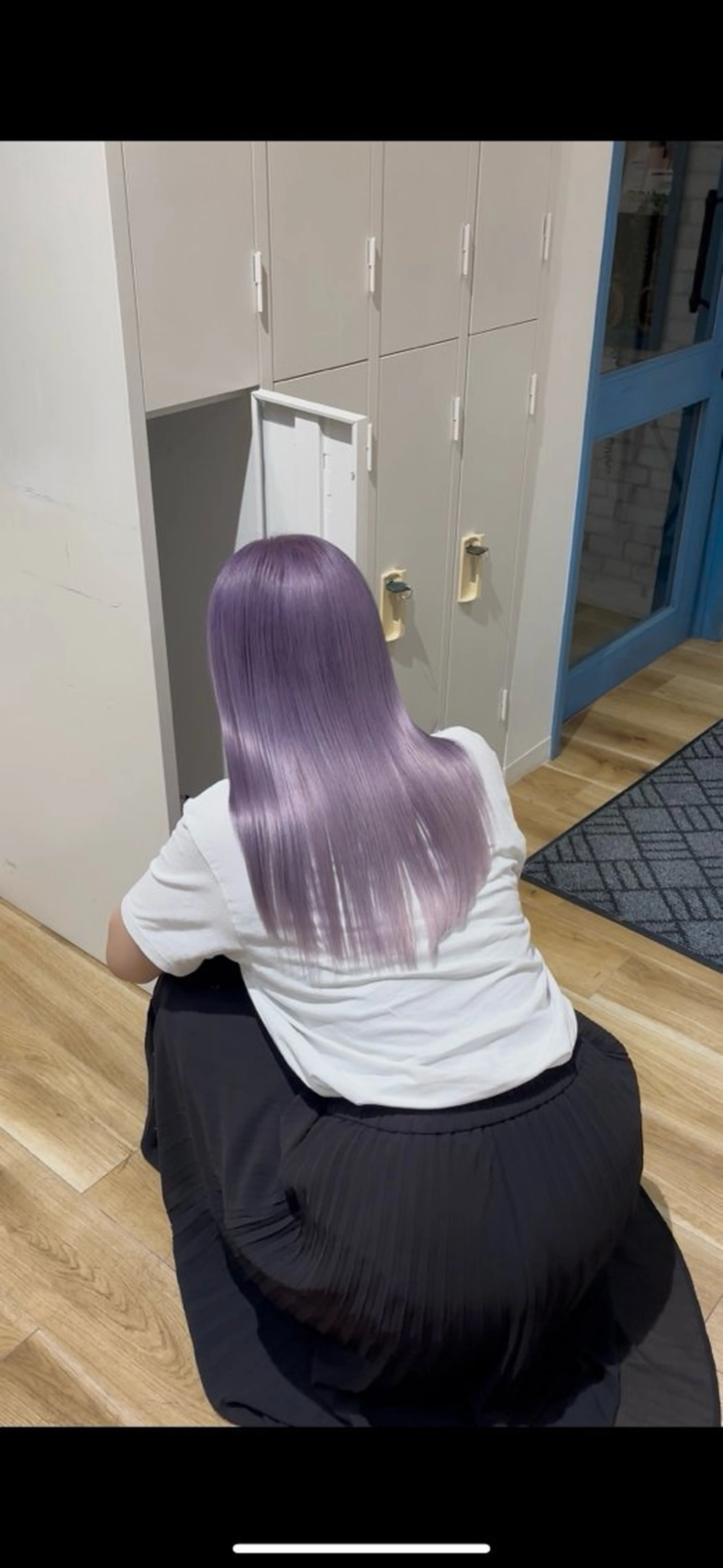 ロング カラー ブリーチ 透明感カラー ハイトーンカラー ラベンダーカラー カット ヘアカラー いなおか かなとのヘアスタイル