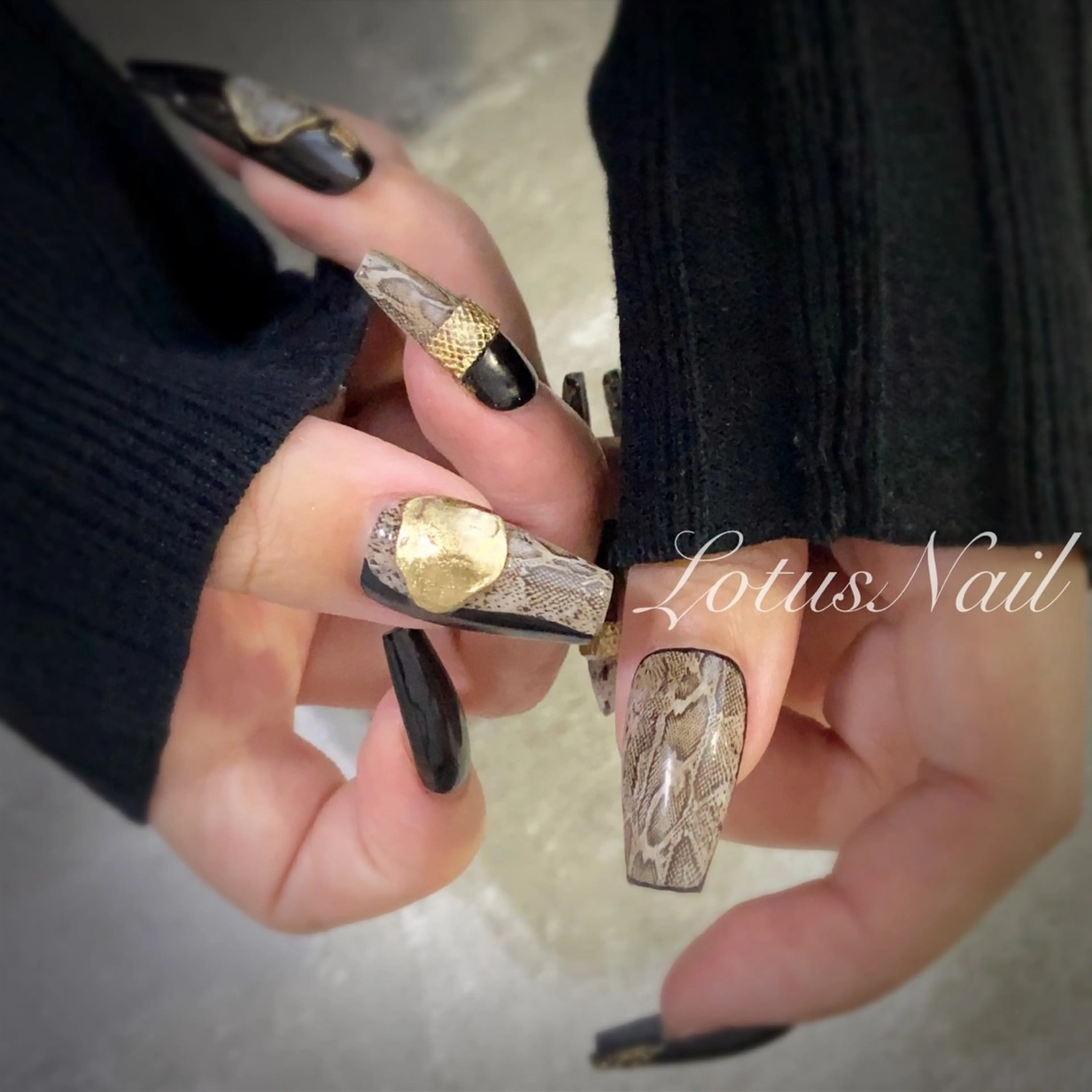 ネイル 成人式 ハンドネイル Lotus Nailのネイルデザイン