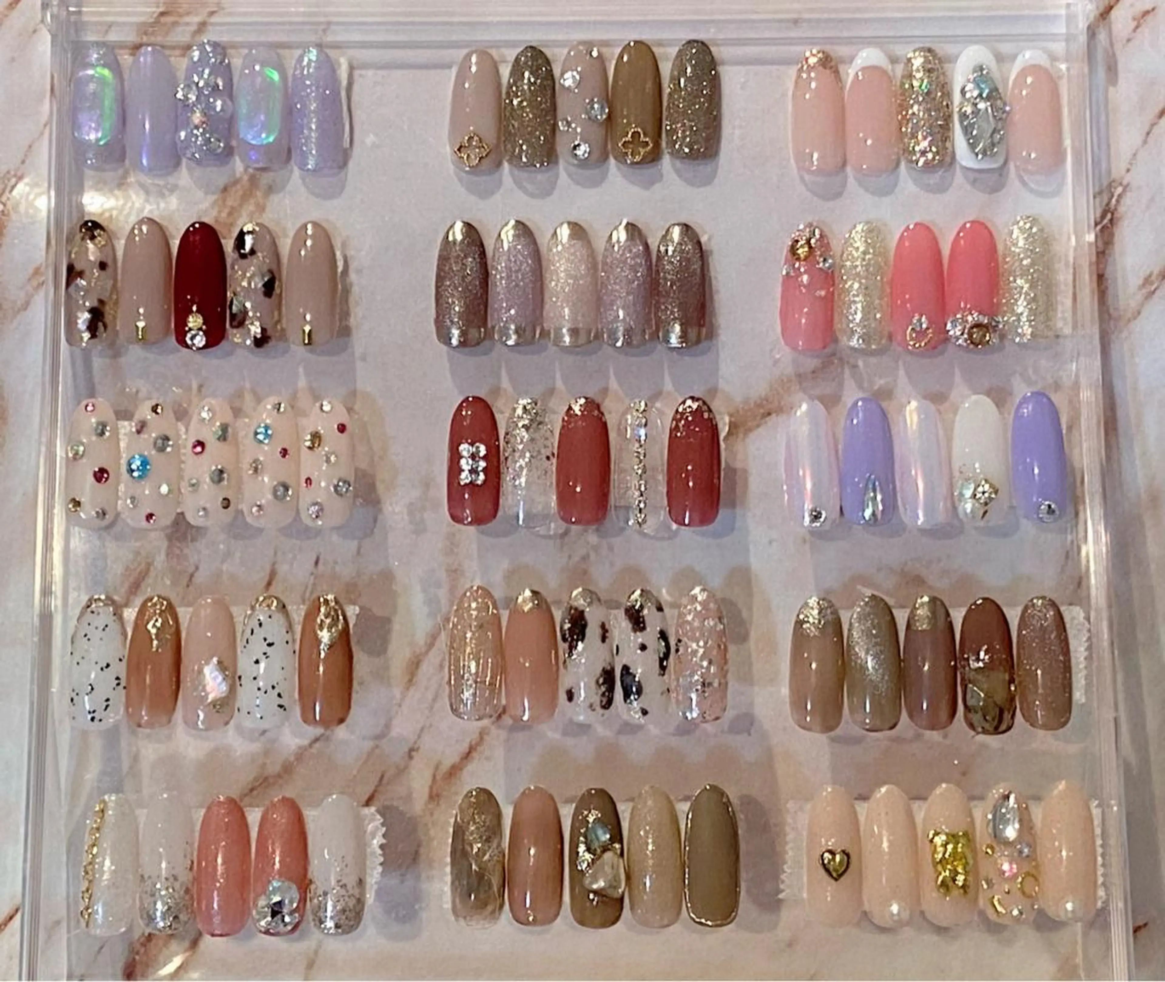 ネイル Lino+ ネイル&よもぎ蒸しのネイルデザイン