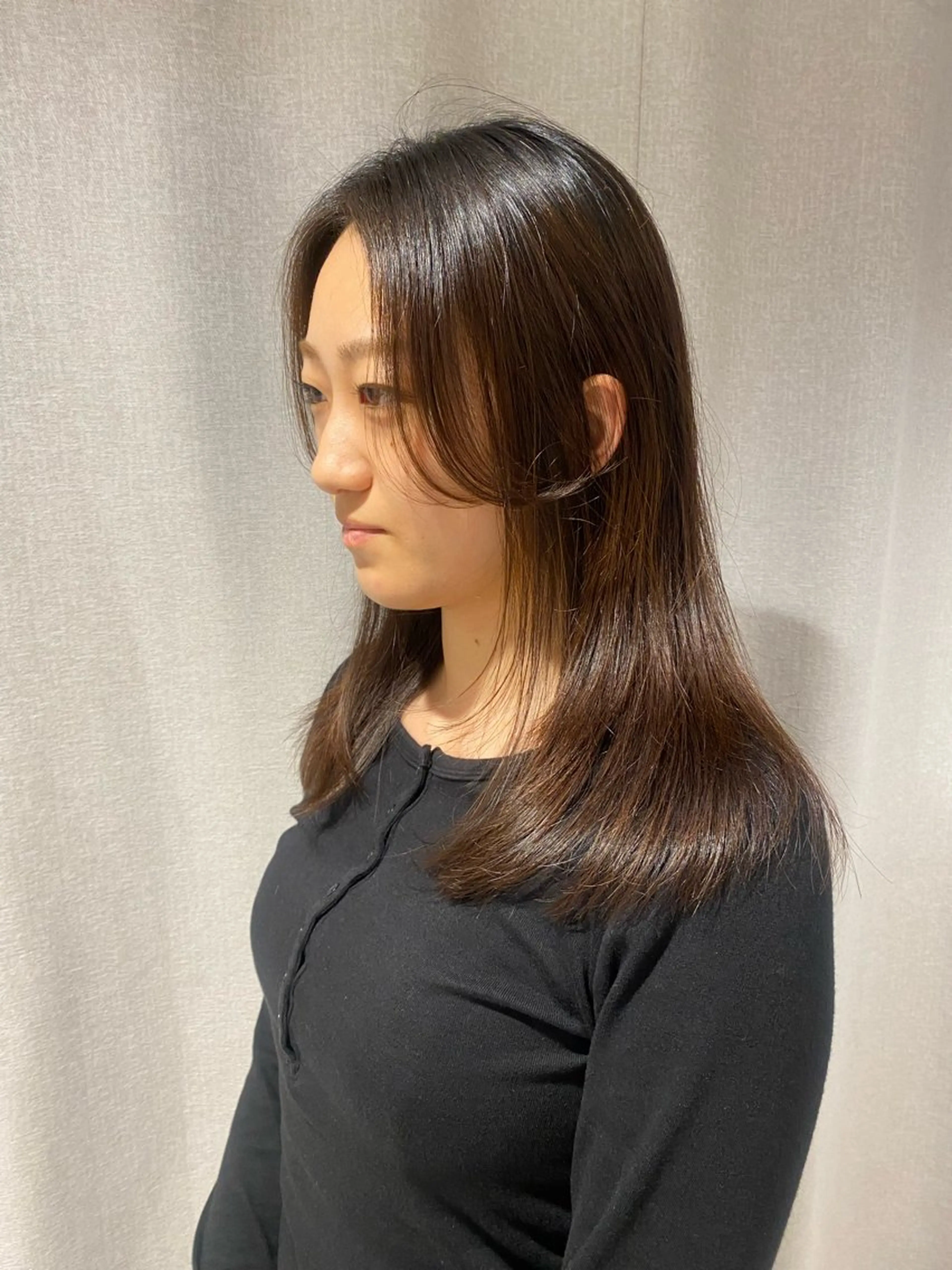 ミディアム 顔周りカット レイヤーカット SHEA 遥海 アイブロウ/眉パーマの眉毛・アイブロウイメージ