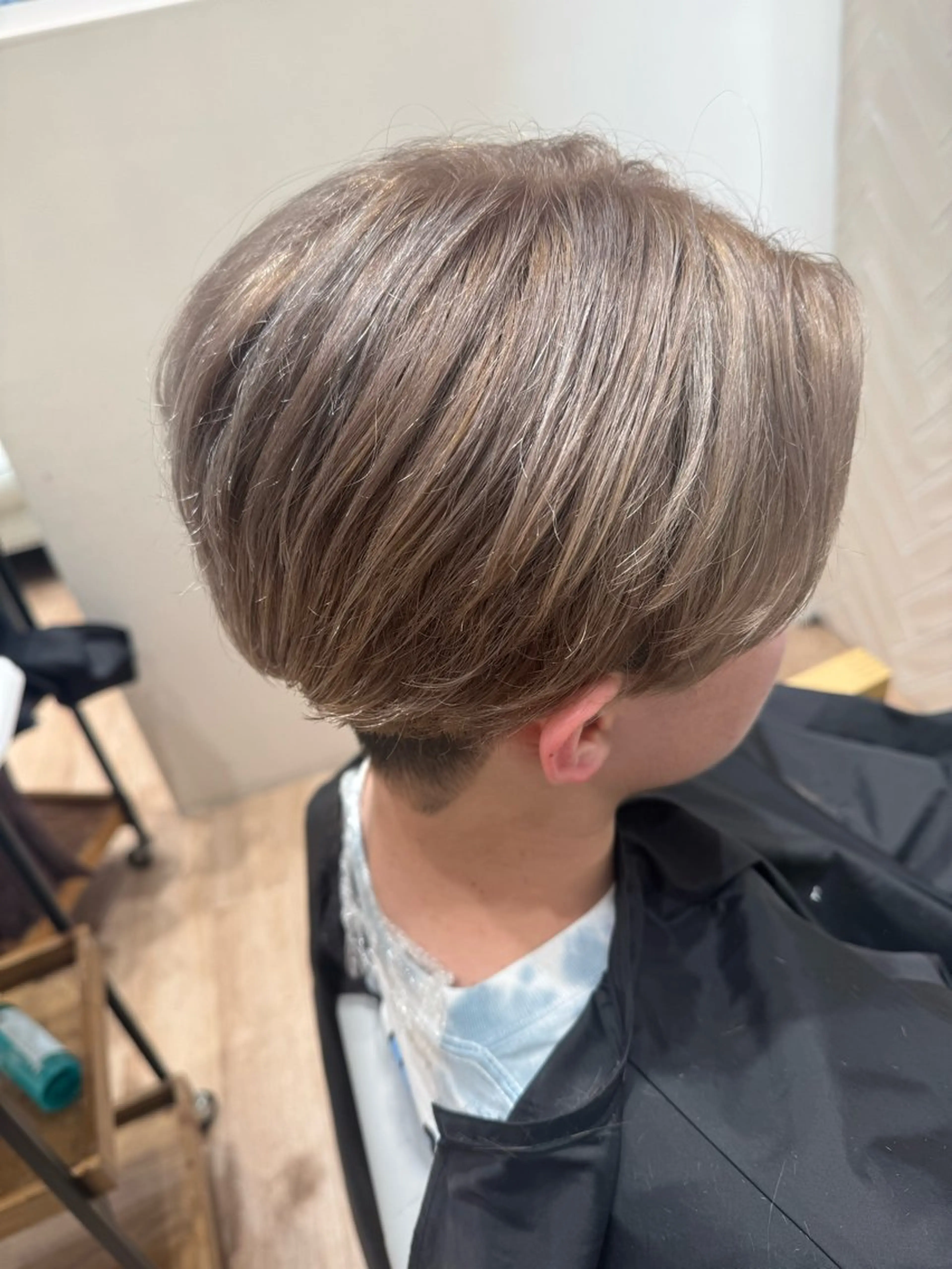 カラー メンズ ヘアカラー 河添 麗菜のヘアスタイル