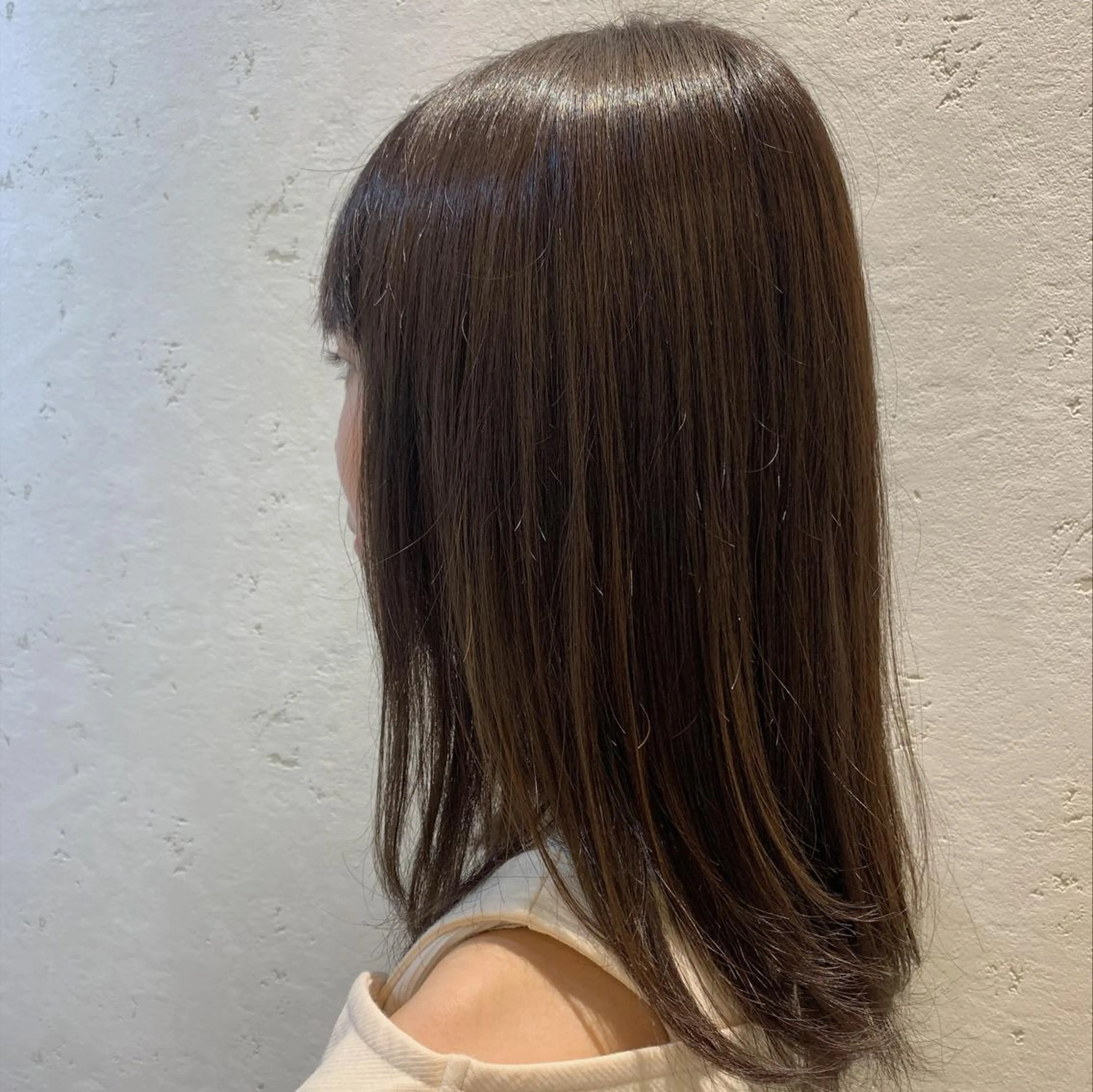 ミディアム カラー エドルカラー 外山 実咲のヘアスタイル