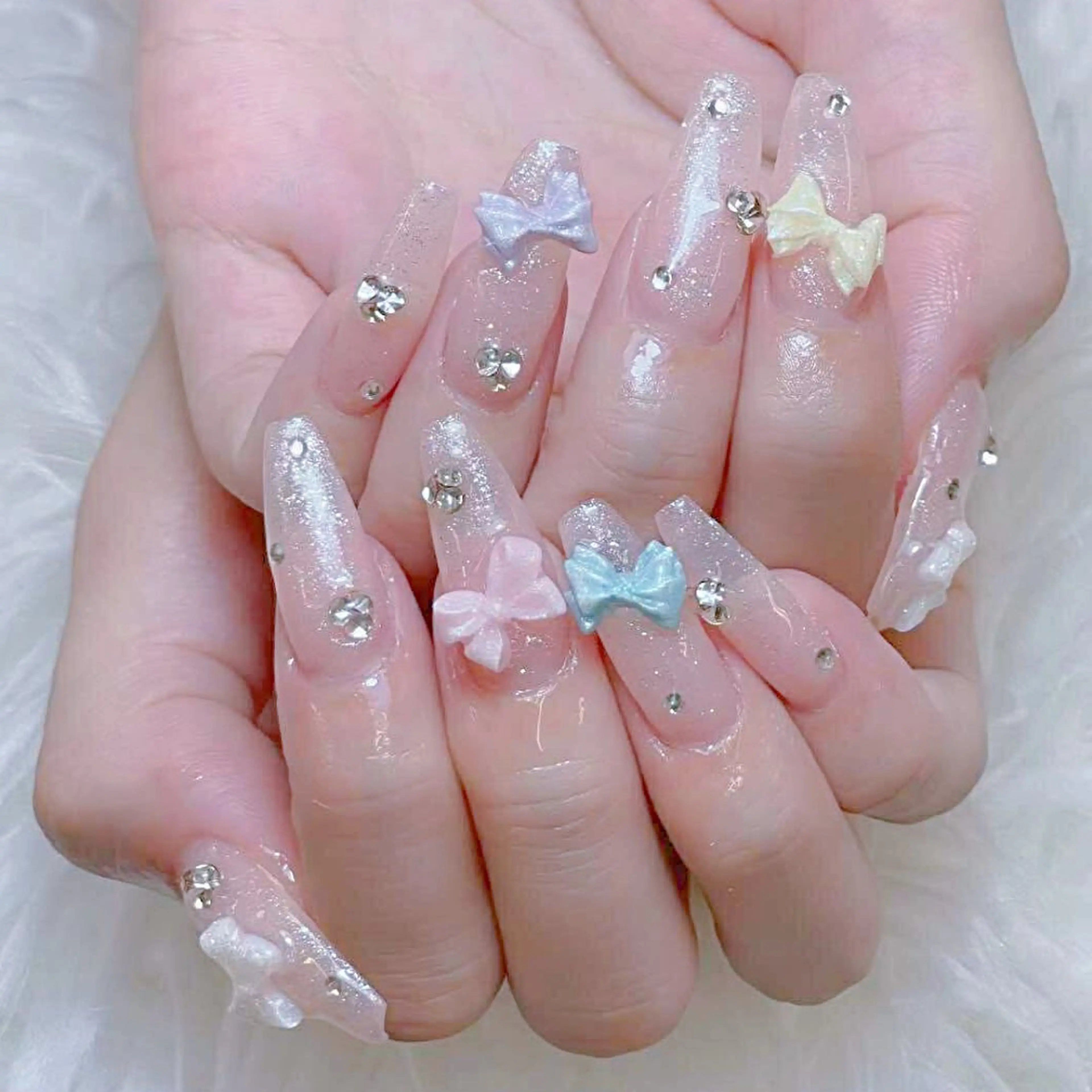 ネイル チークネイル 長さ出し フレンチネイル ジェルネイル ガラスフレンチ ハンドネイル anh nail anne🤍のネイルデザイン