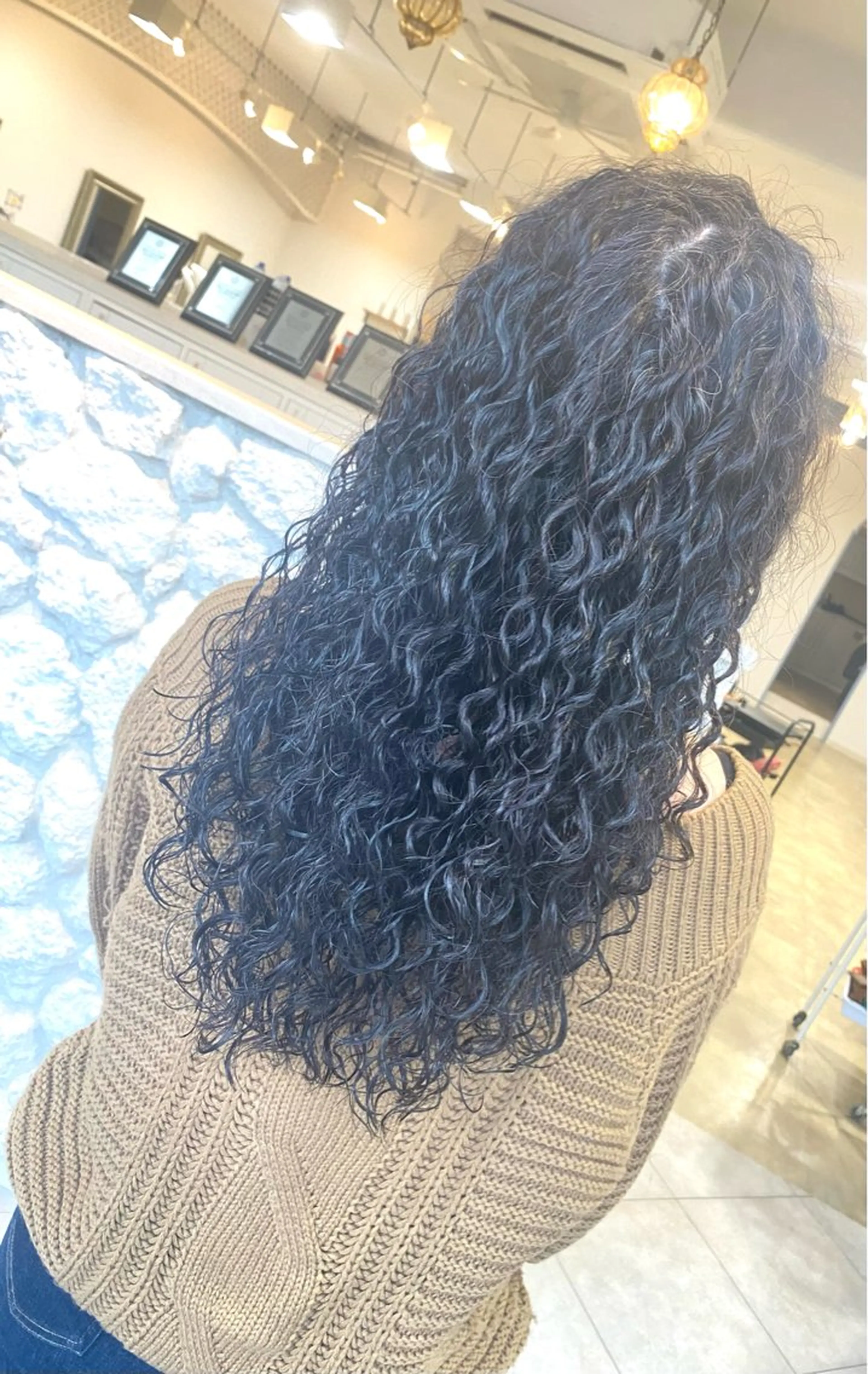 ロング パーマ カット パーマ 饒平名 知也のヘアスタイル