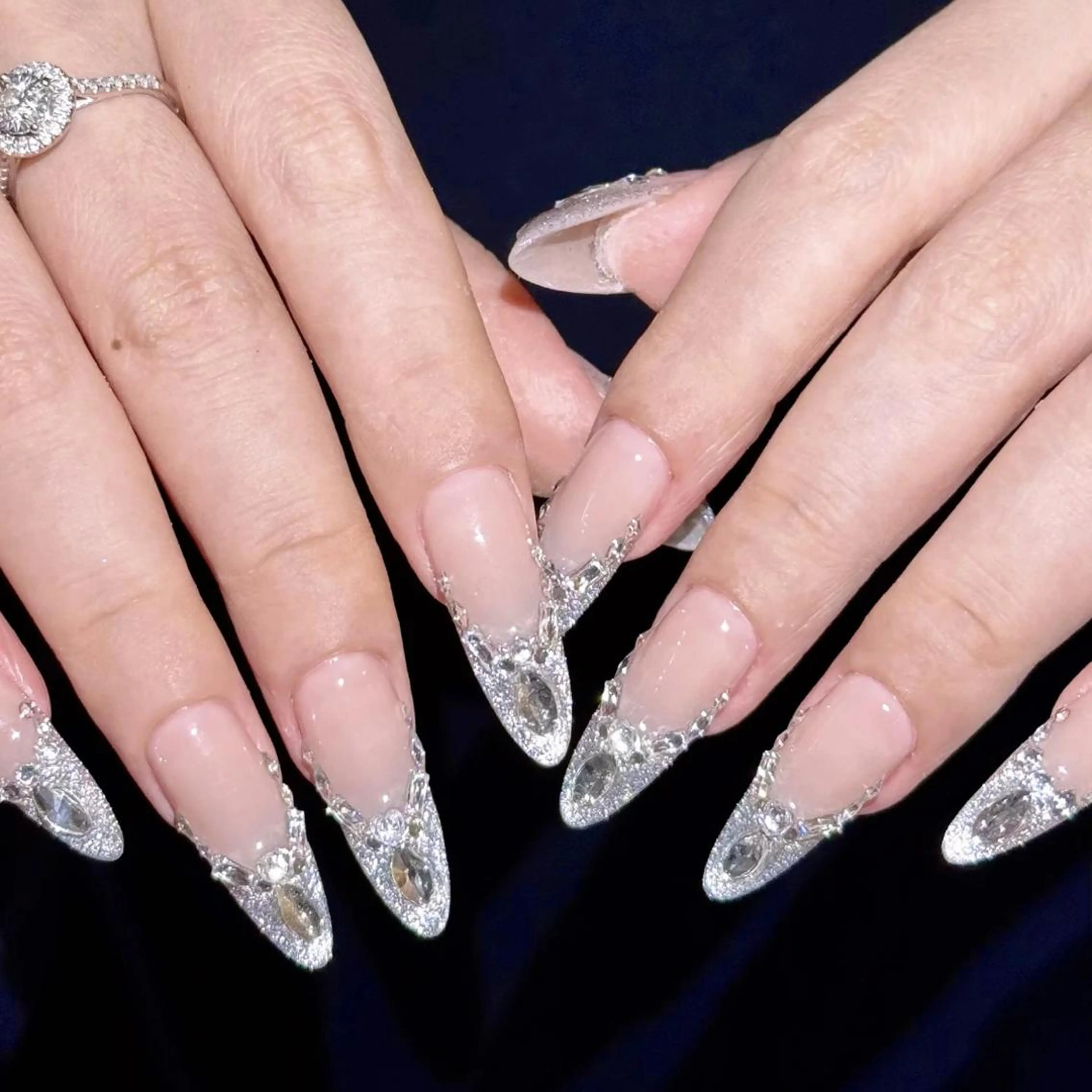 ネイル ハンドネイル 🎀 Ayaka_nailのネイルデザイン