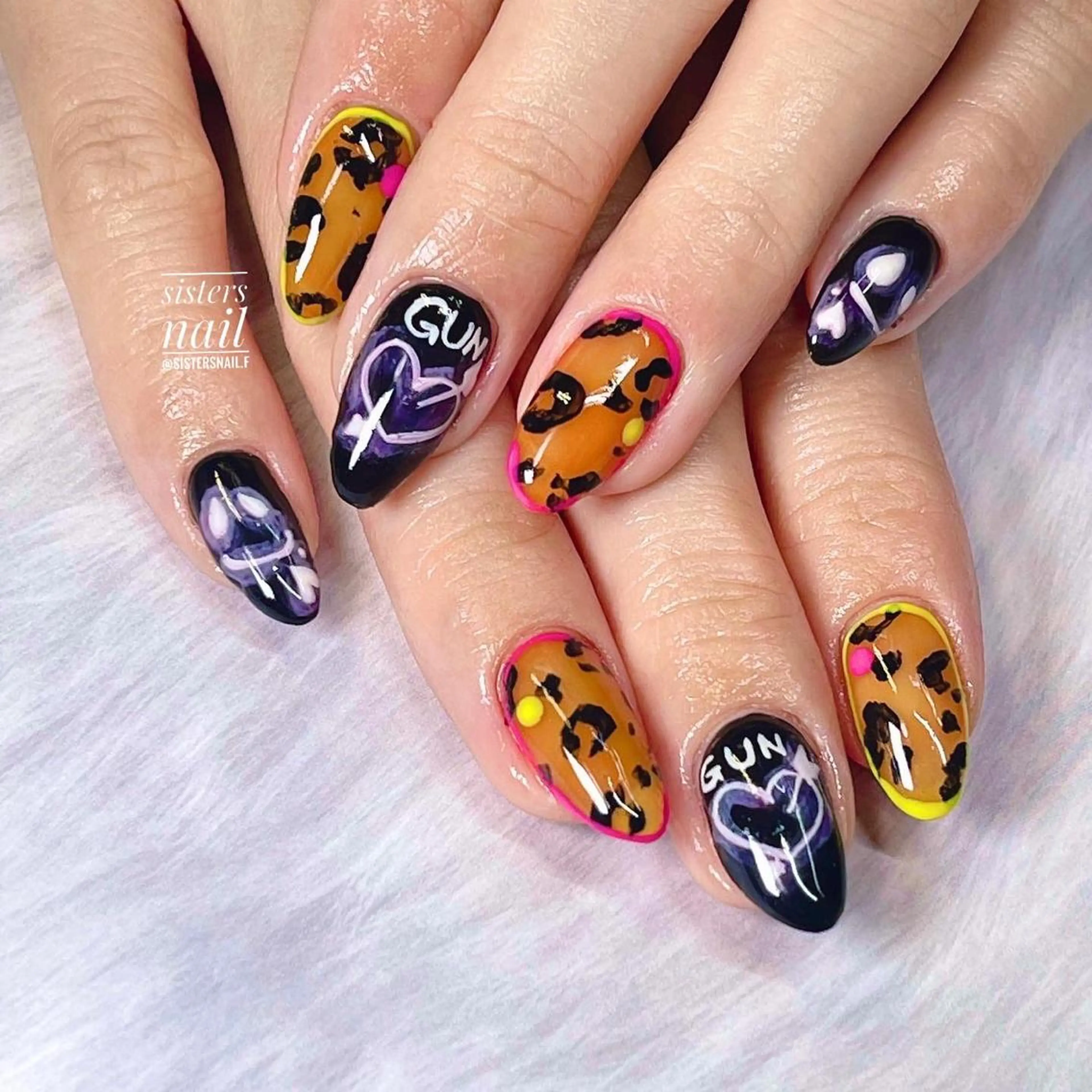 ネイル アニマル柄 アートネイル ブラウン sisters nail.fのネイルデザイン