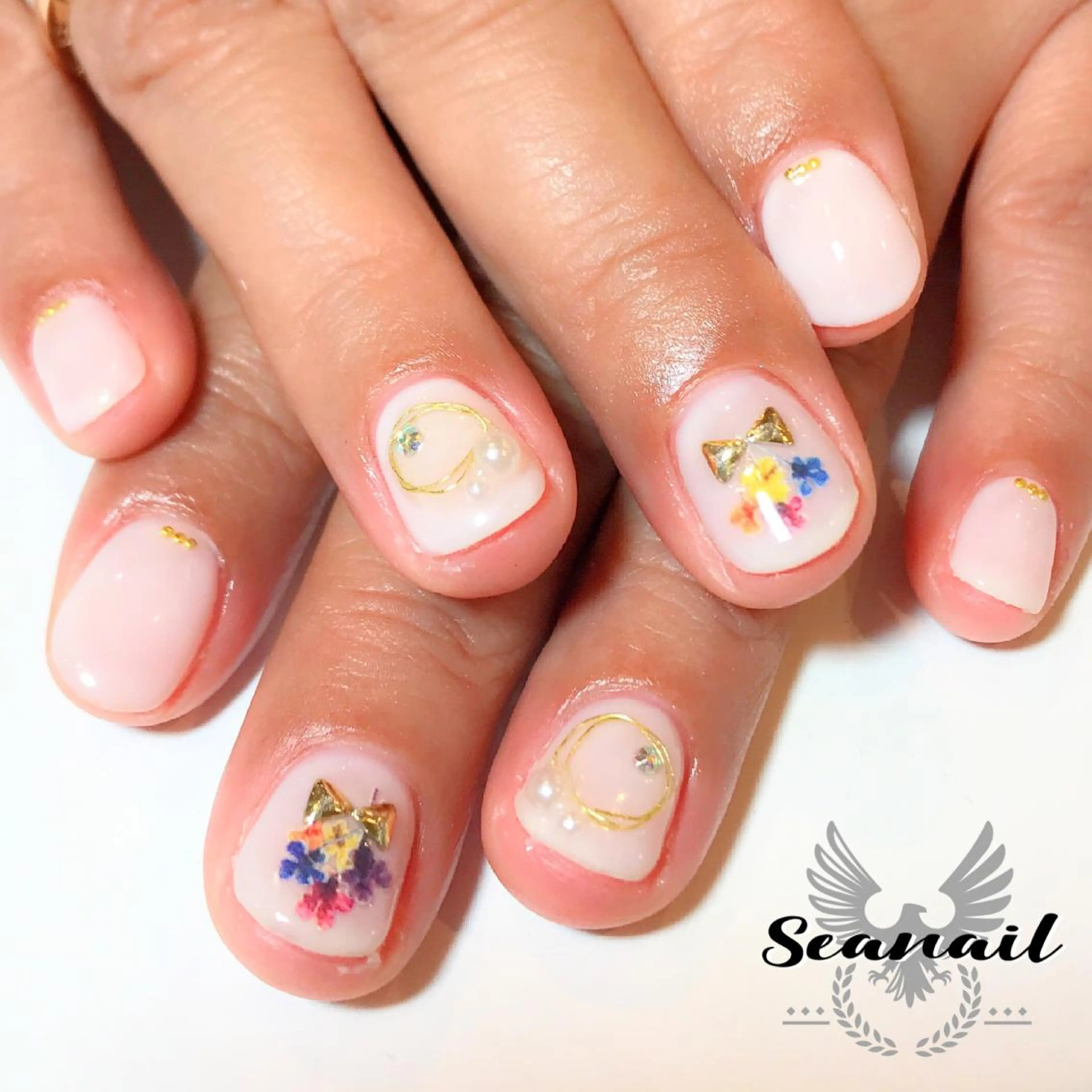 ネイル 小尾 栞のネイルデザイン