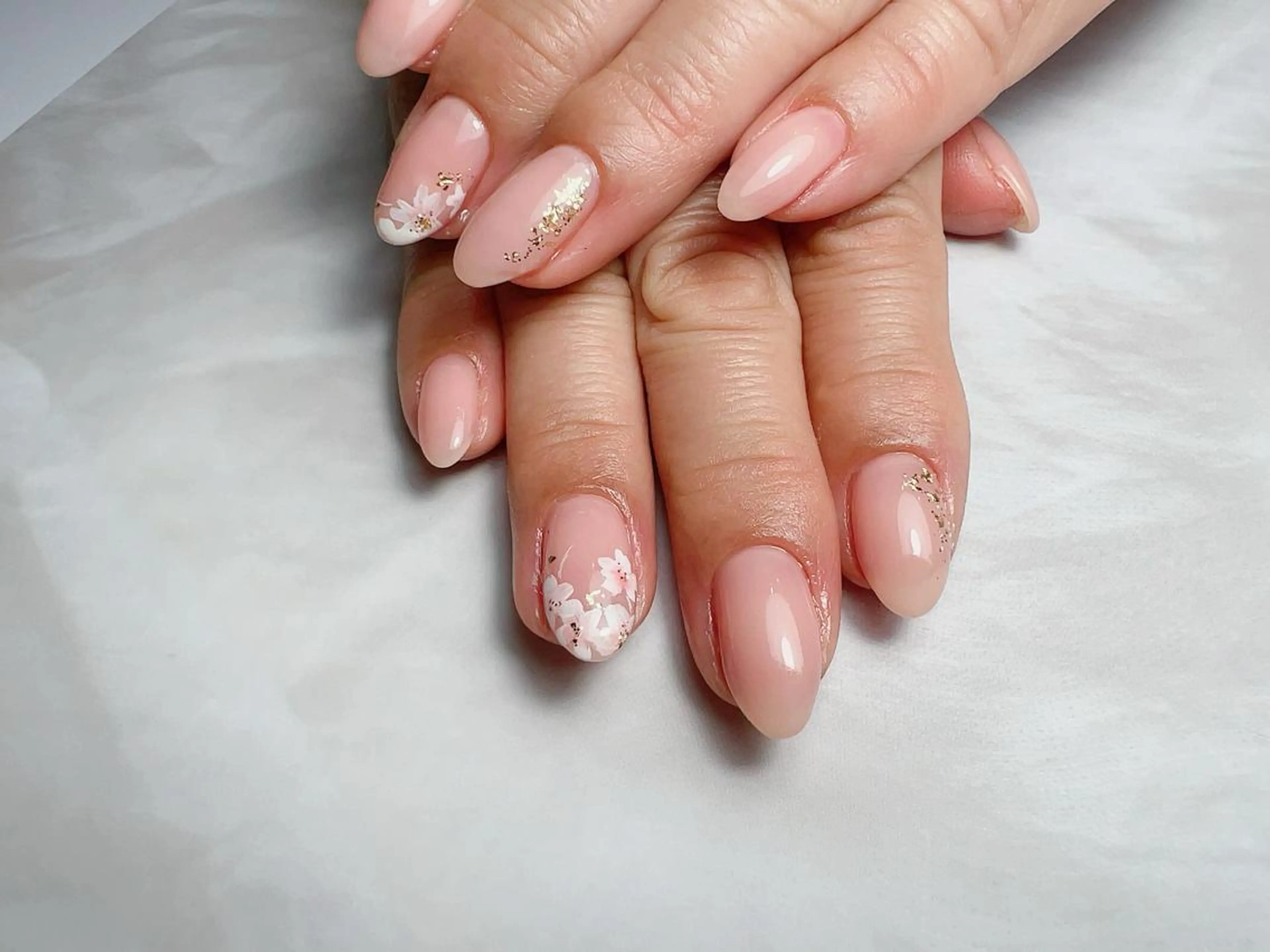 ネイル ハンドネイル 𝐑𝐞𝐯𝐢𝐨 ___堺市西区のマツエク・マツパデザイン