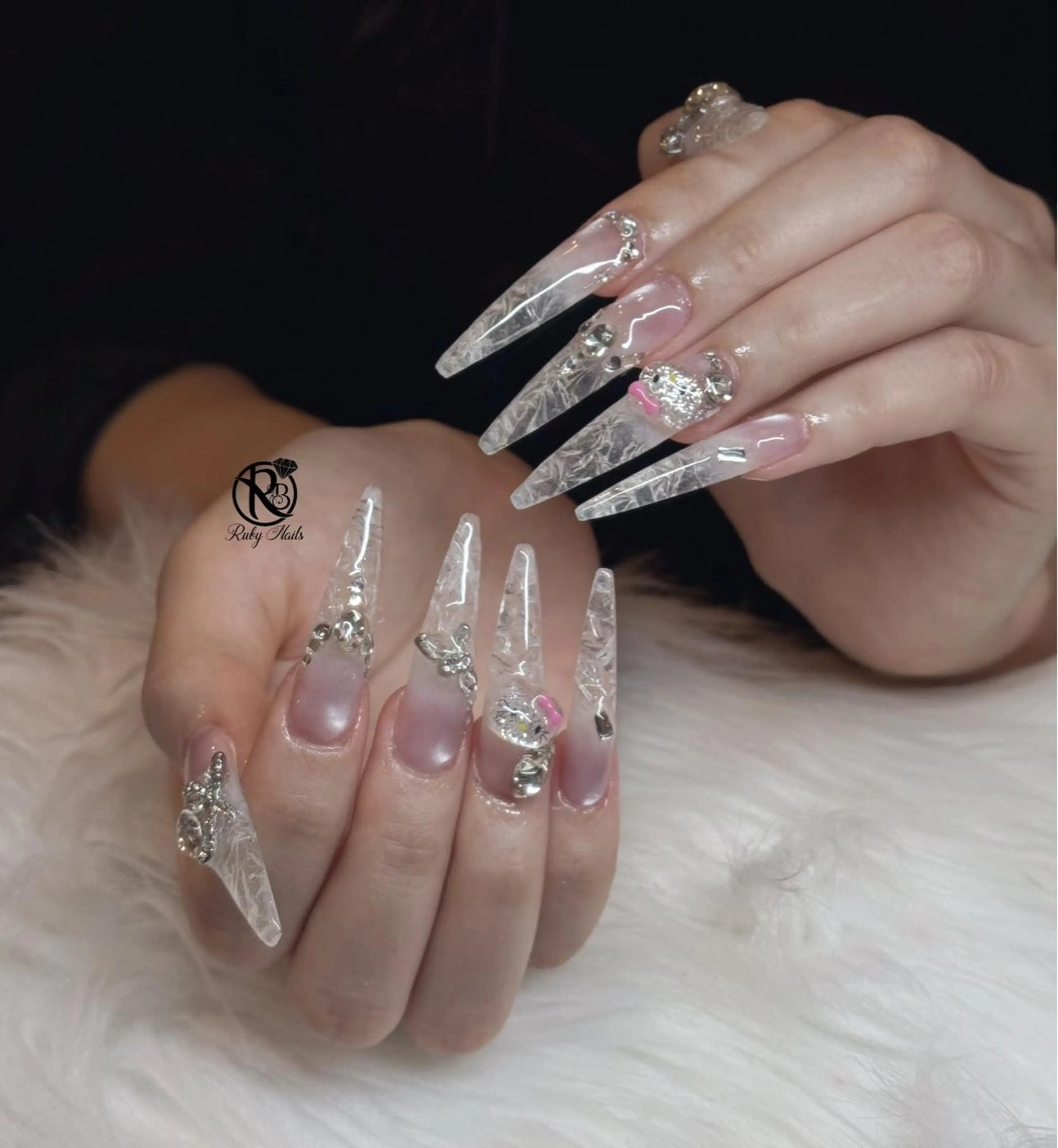 ネイル チークネイル ドット フレンチネイル グラデーション ハート ハンドネイル ハンドケア Ruby Nail 霞ヶ関店のネイルデザイン