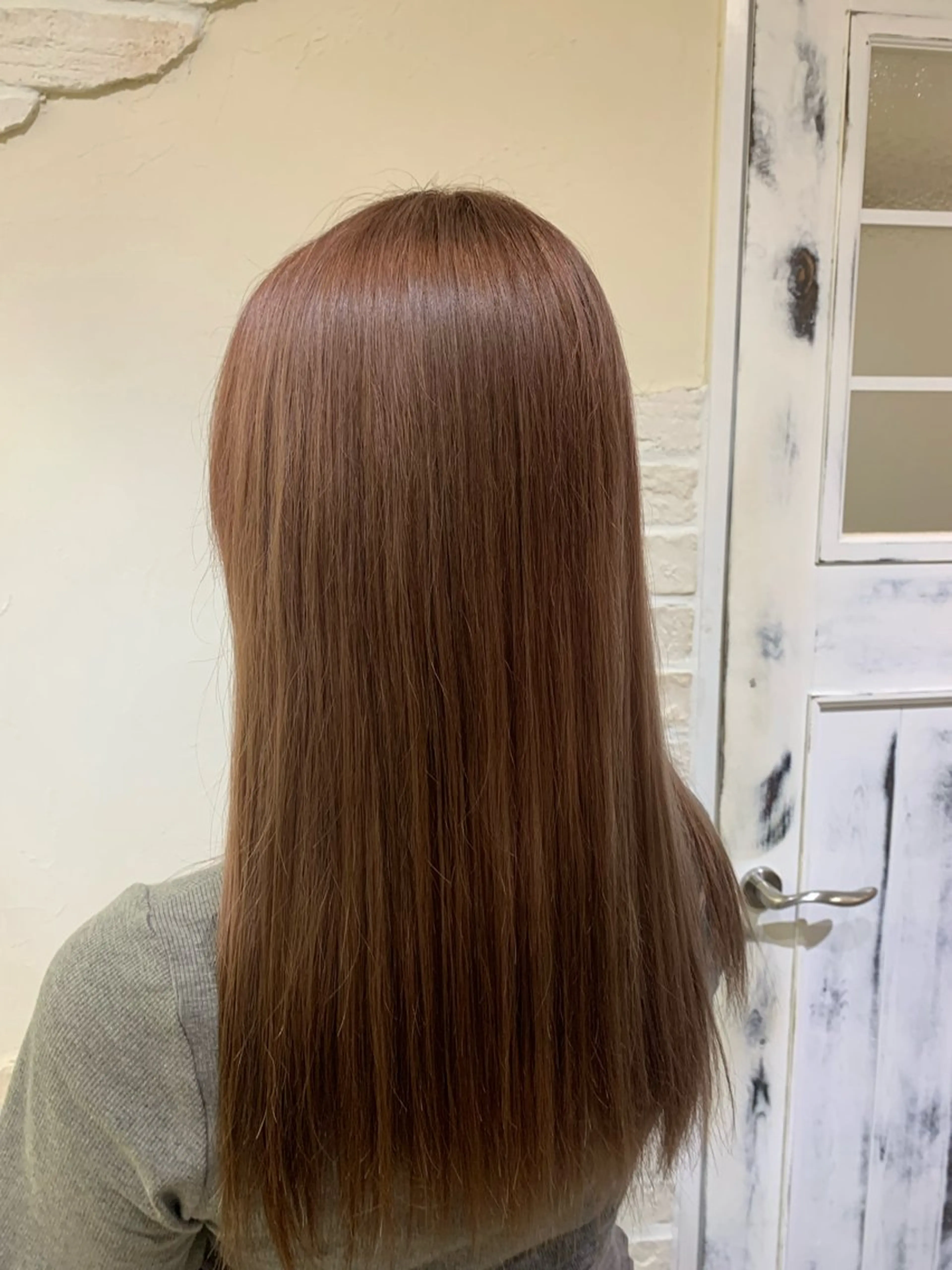 ロング カラー ヘアカラー 小嶋 美里のヘアスタイル