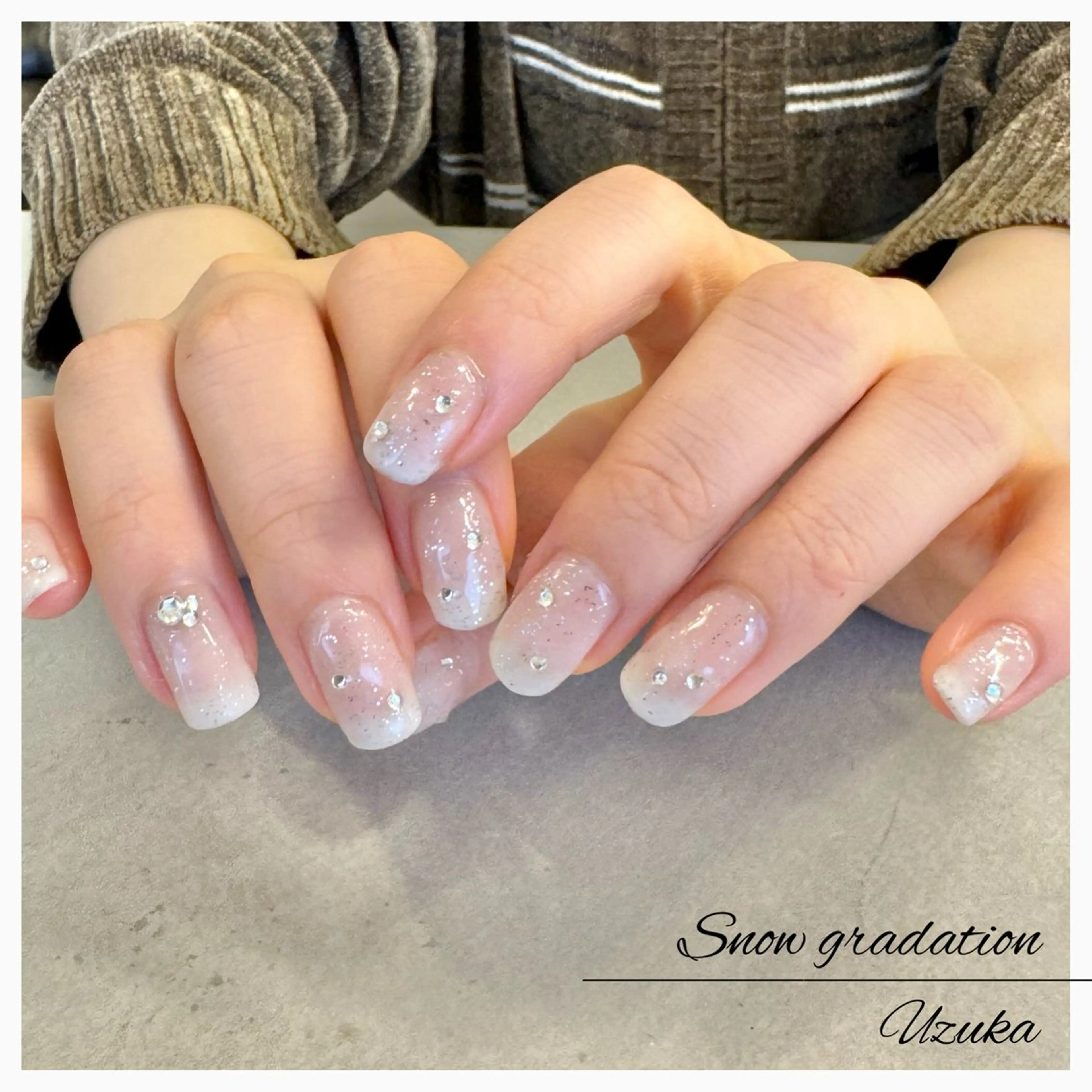 ネイル グラデーション 冬ネイル クリスマス 【 enn 】 Uzuka Yukaのネイルデザイン