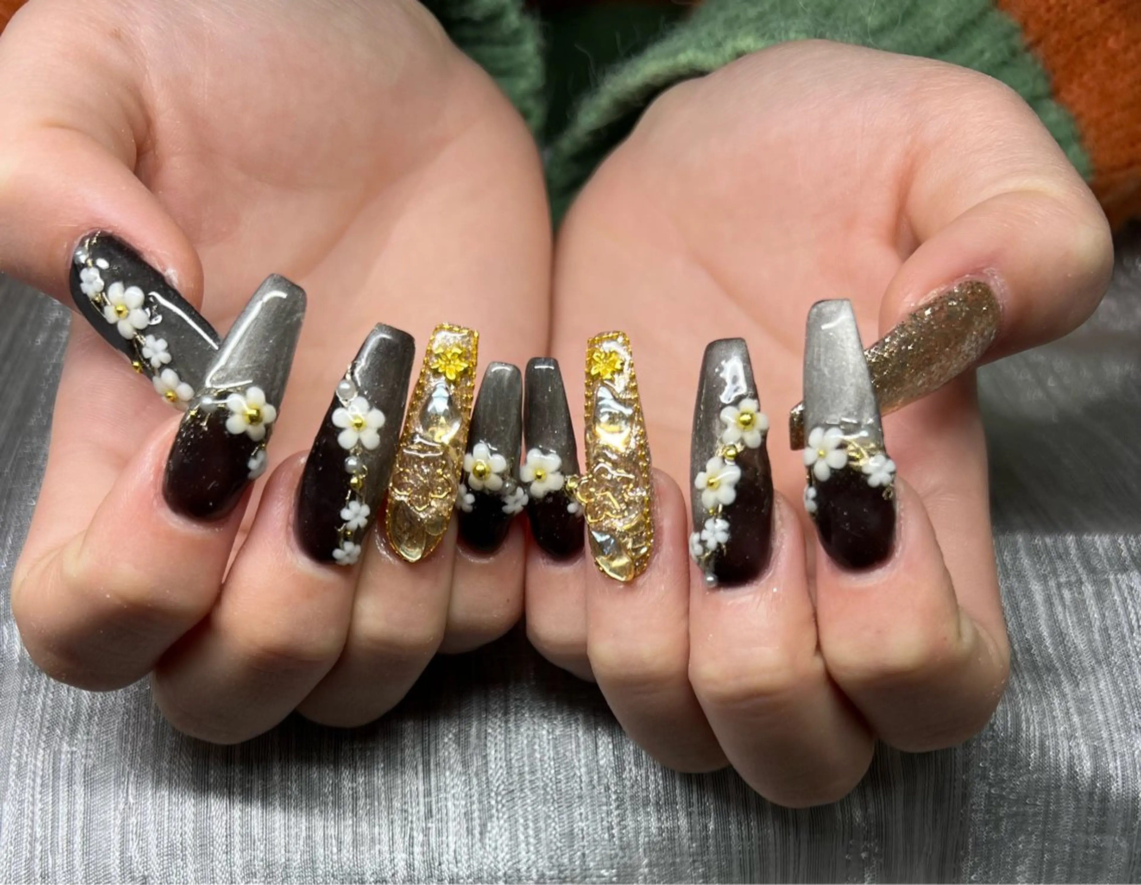 ネイル オーロラネイル チークネイル 長さ出し フットネイル フレンチネイル Lee Nails チップ長さだし専門店のネイルデザイン