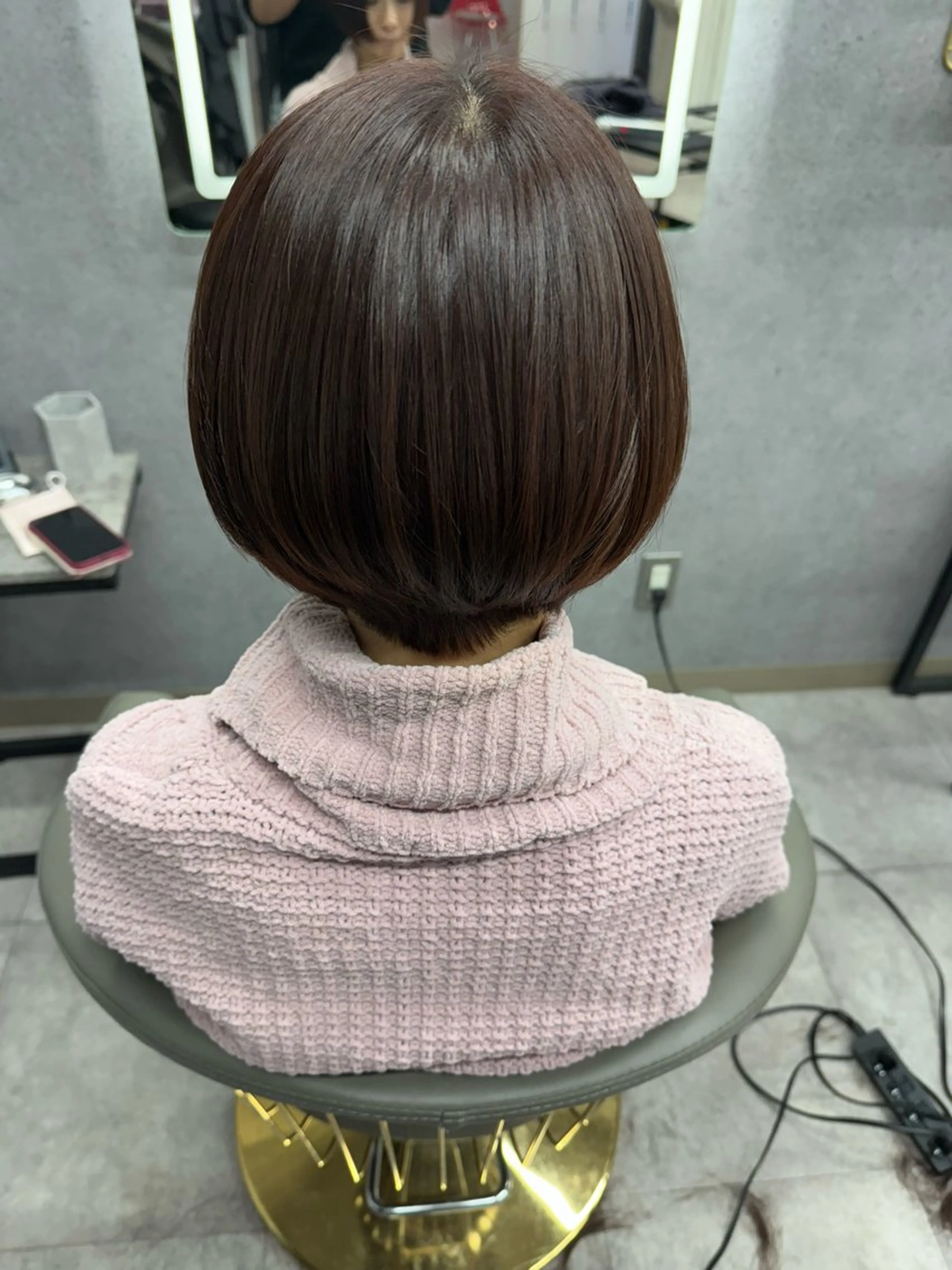 ショート ボブ ミ クのヘアスタイル