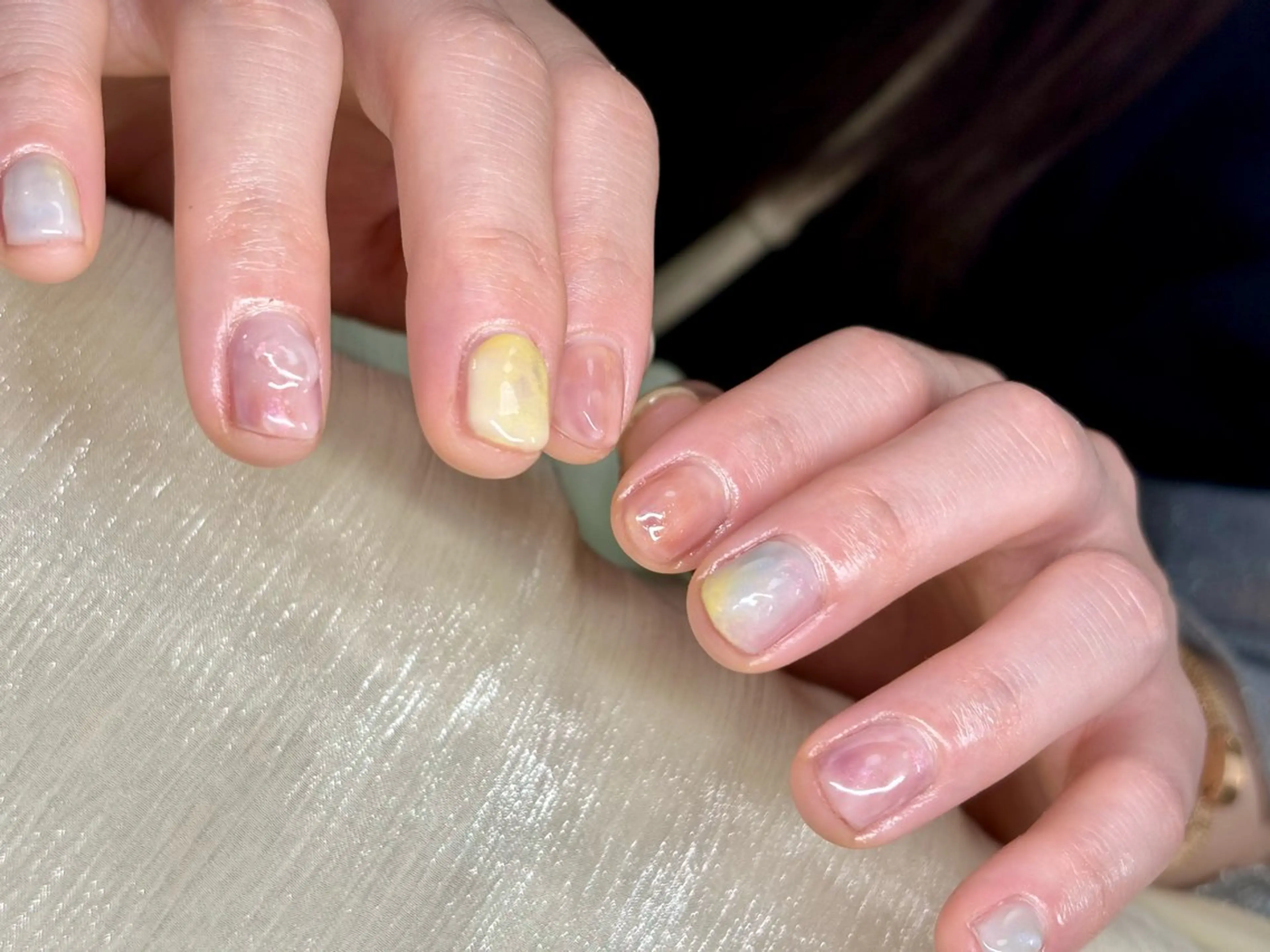 ネイル ニュアンスネイル 春ネイル ハンドネイル ハンドケア ETE LUNA NAILのネイルデザイン