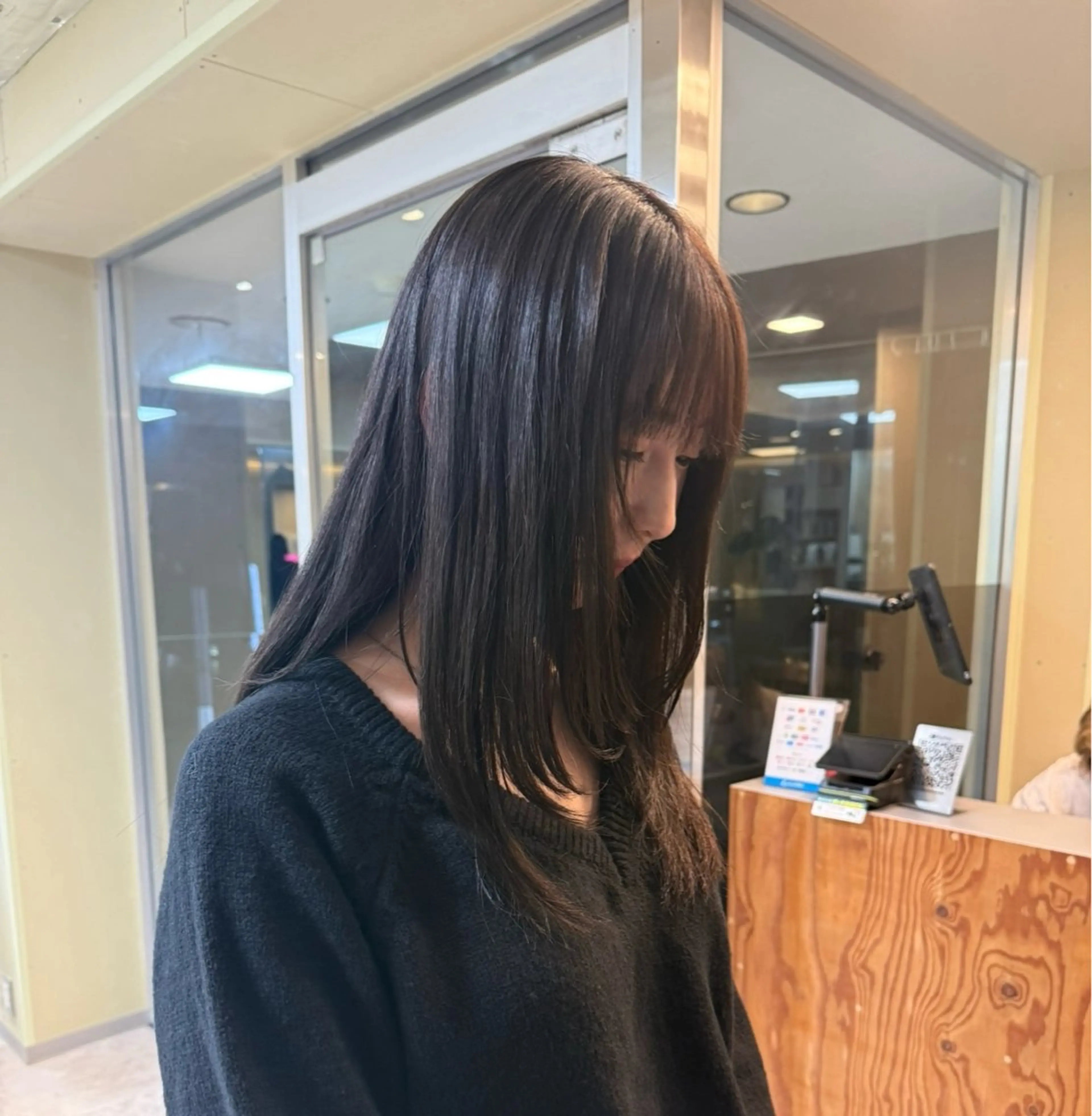 ミディアム 八村 一花のヘアスタイル