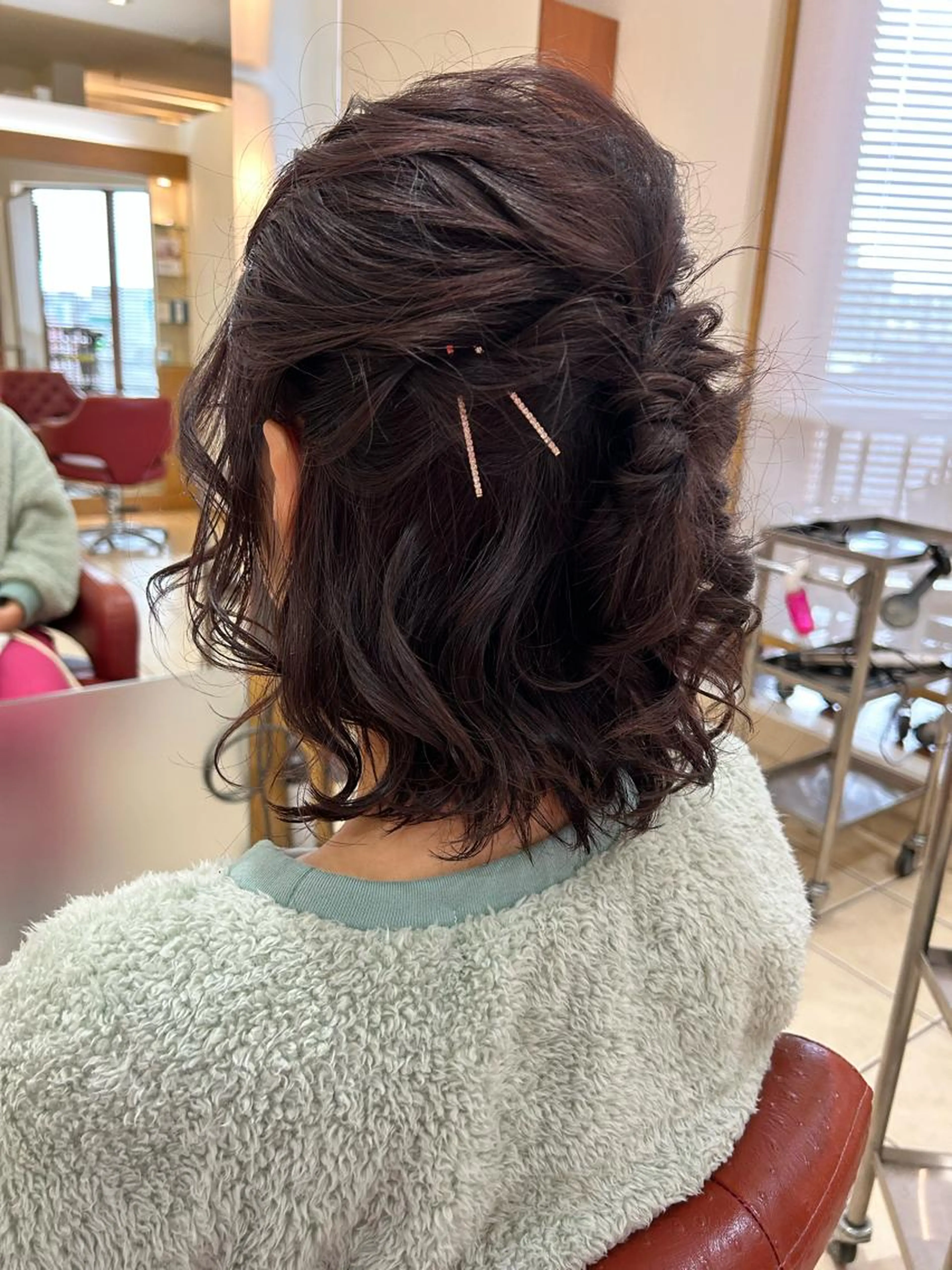 お呼ばれやお出かけ、結婚式参列などに🌸ヘアセットメニュー✨️の写真