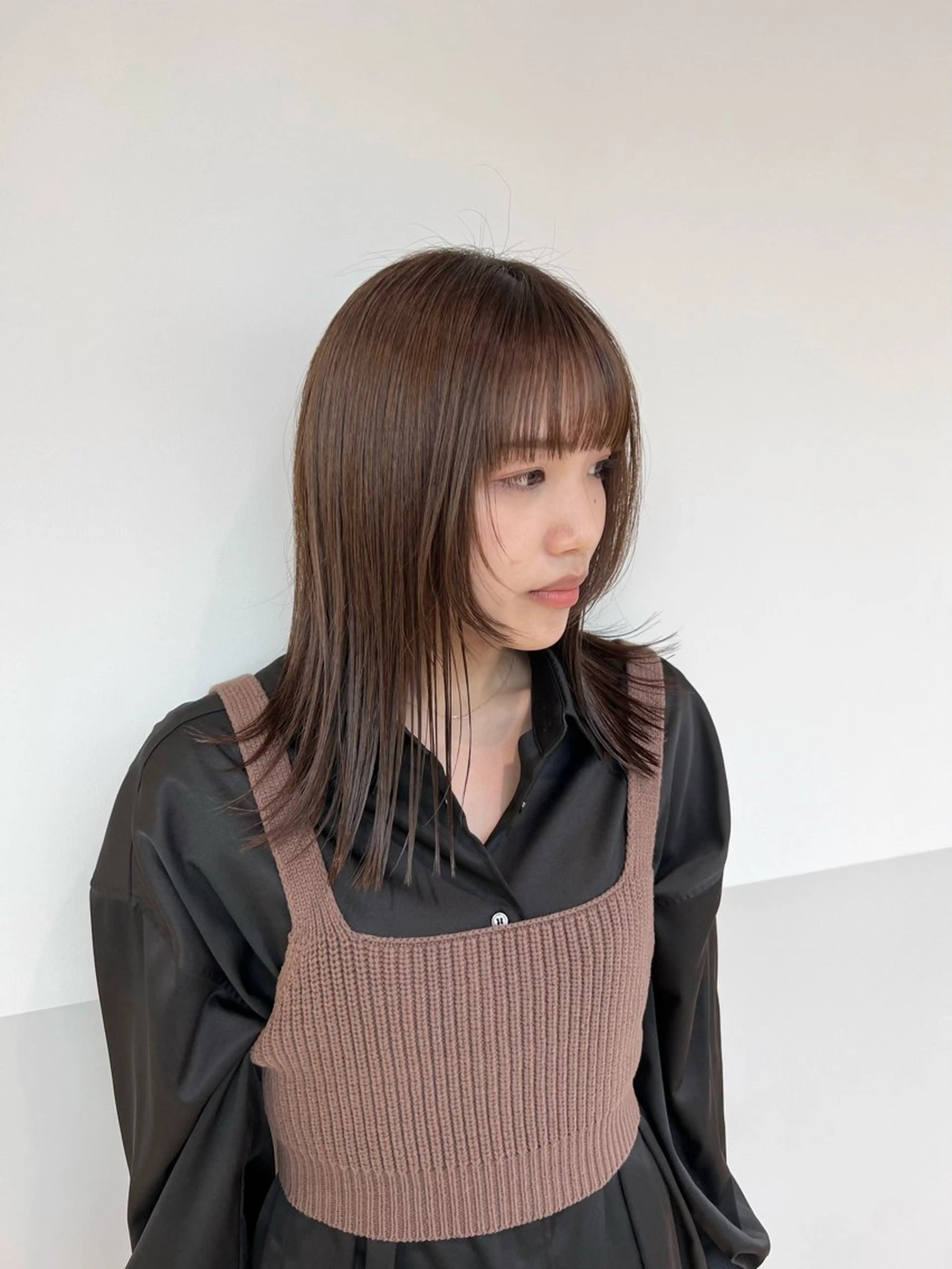 ミディアム カラー ベージュカラー デザインカット ヘアカラー トリートメント 似合わせレイヤー/ 美髪縮毛矯正/ミナエのヘアスタイル